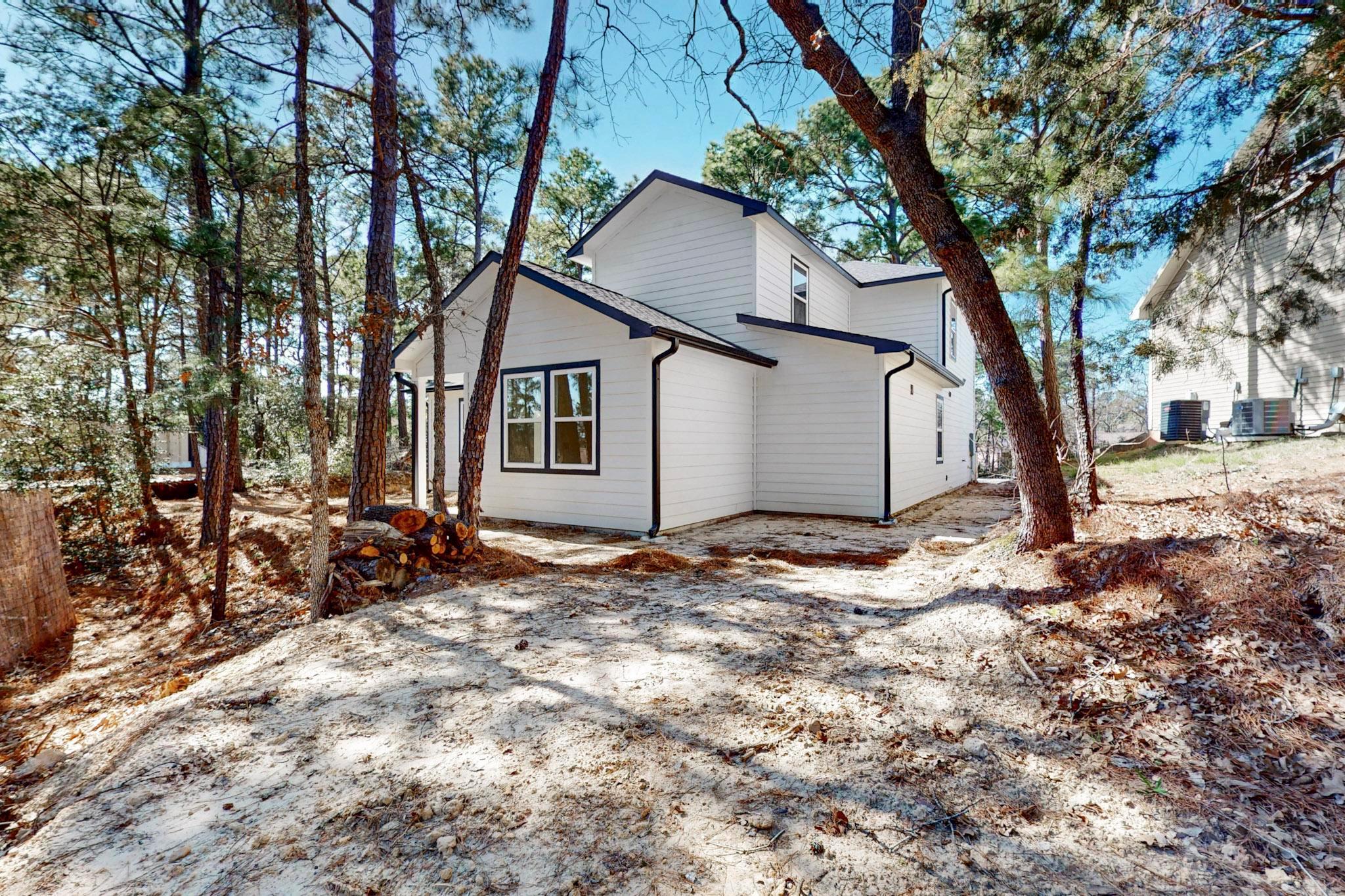 138 Onini Ct, Bastrop, TX 78602