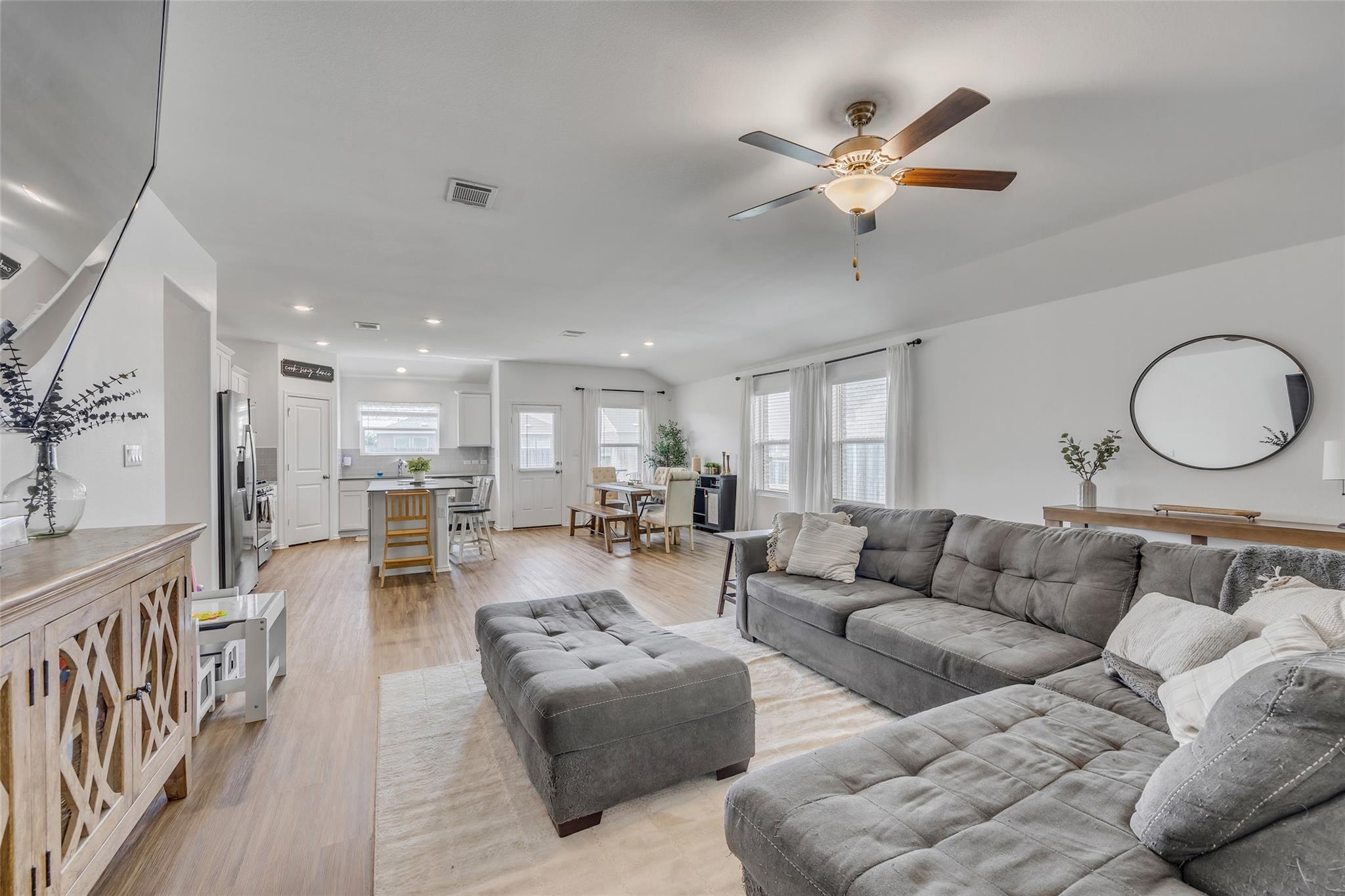 104 Claiborne Wright Way, Bastrop, TX 78602