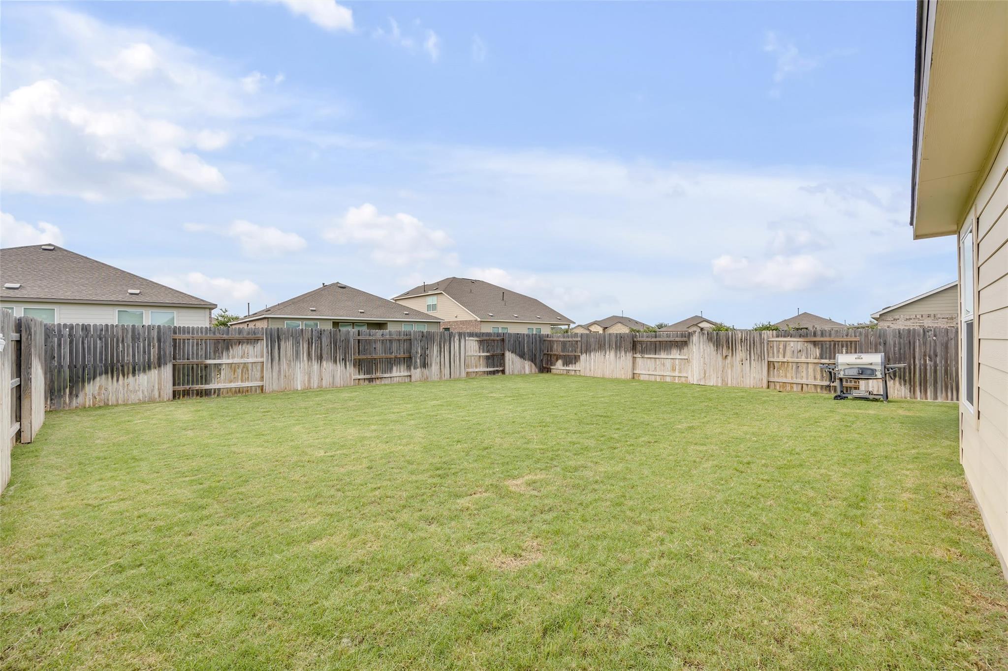 104 Claiborne Wright Way, Bastrop, TX 78602