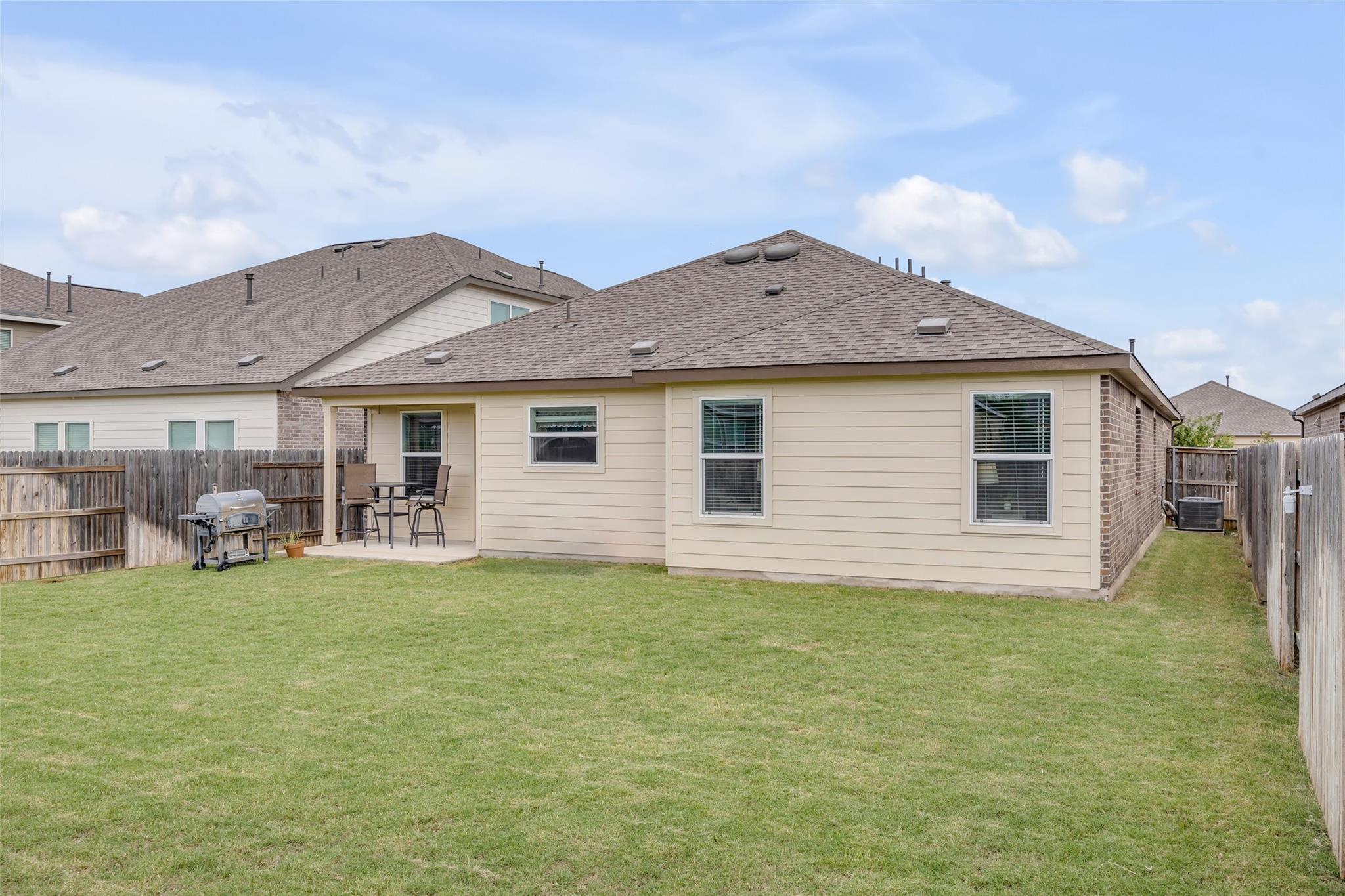 104 Claiborne Wright Way, Bastrop, TX 78602