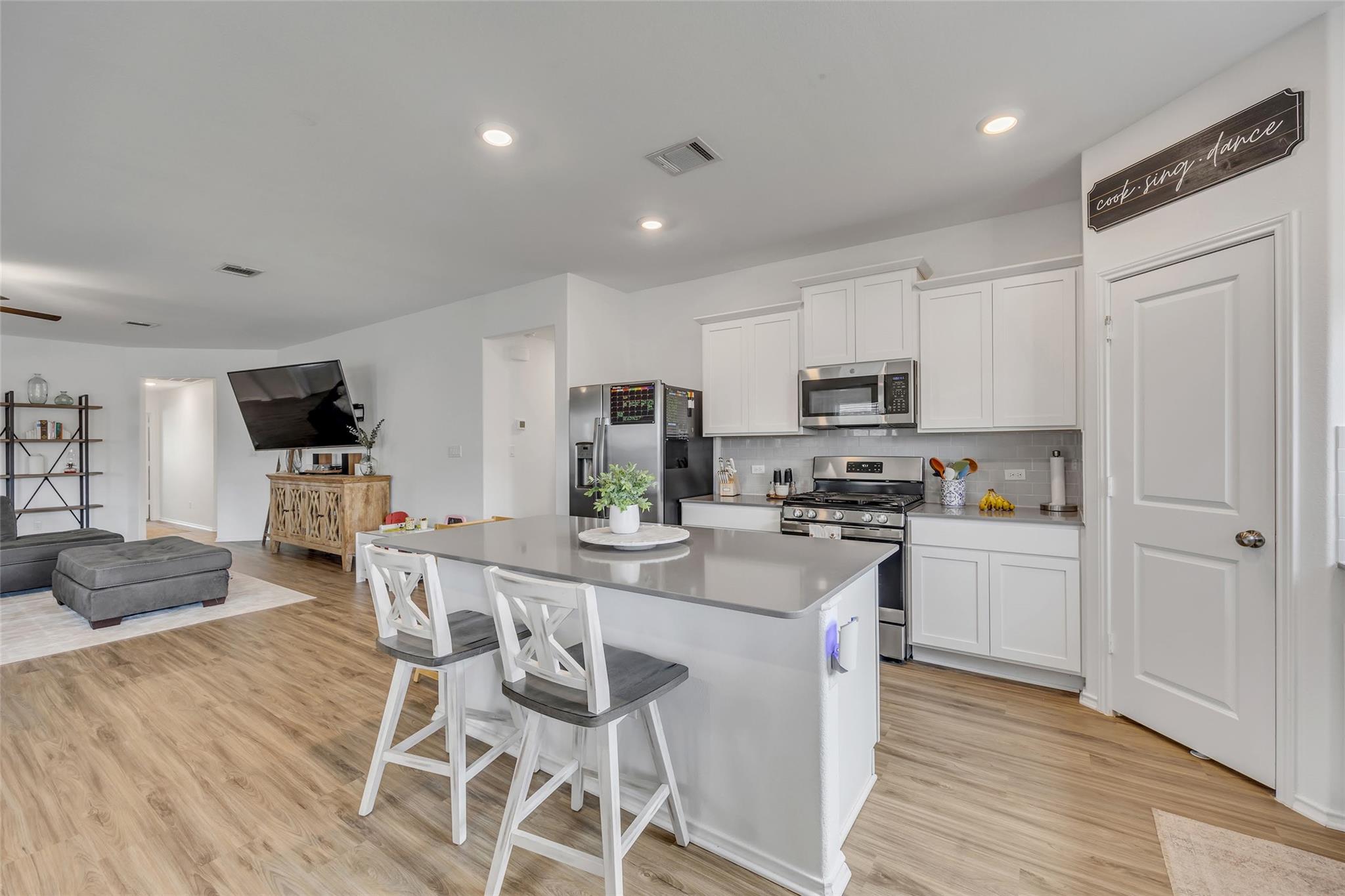 104 Claiborne Wright Way, Bastrop, TX 78602