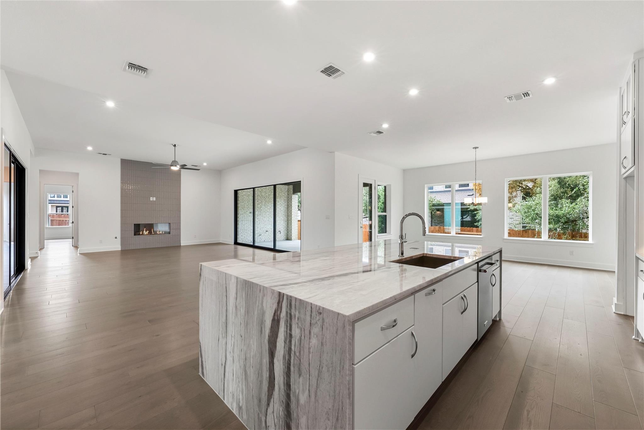 2303 Shane Ranch Drive, Cedar Park, TX 78641