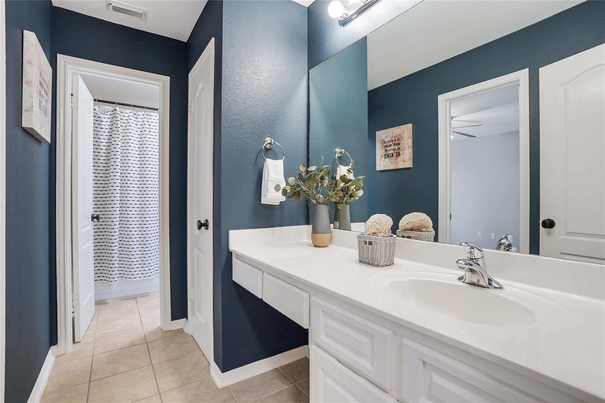 6101 Salcon Cliff Dr, Austin, TX 78749