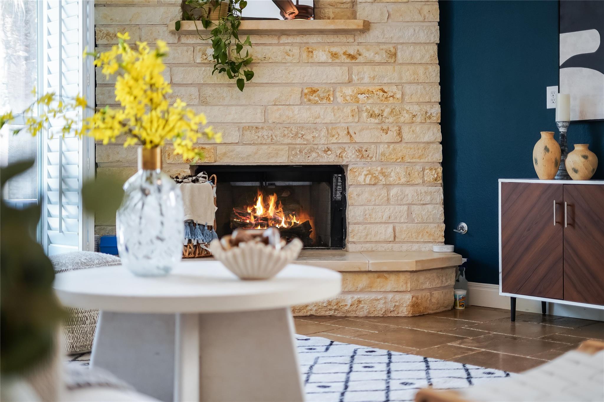 6101 Salcon Cliff Dr, Austin, TX 78749