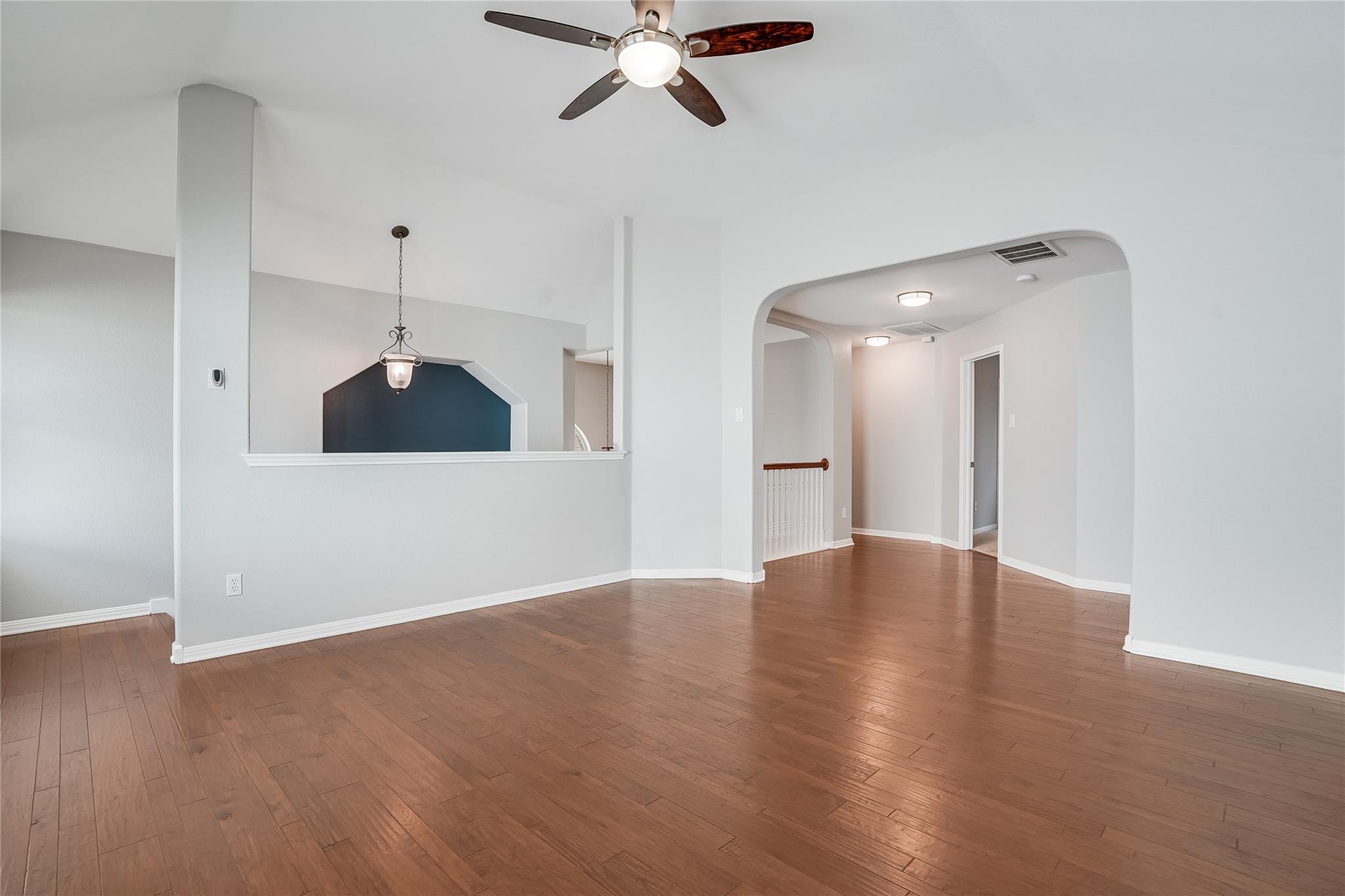 6101 Salcon Cliff Dr, Austin, TX 78749