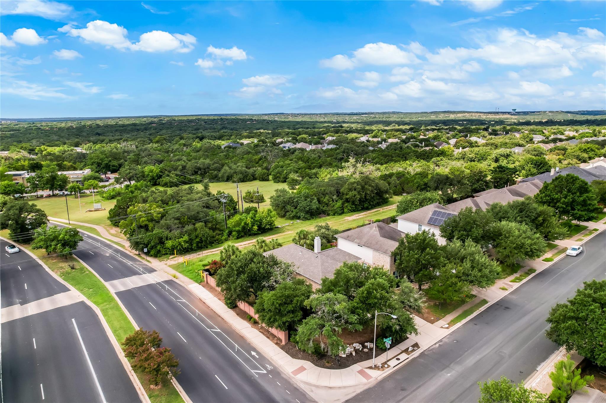 6101 Salcon Cliff Dr, Austin, TX 78749