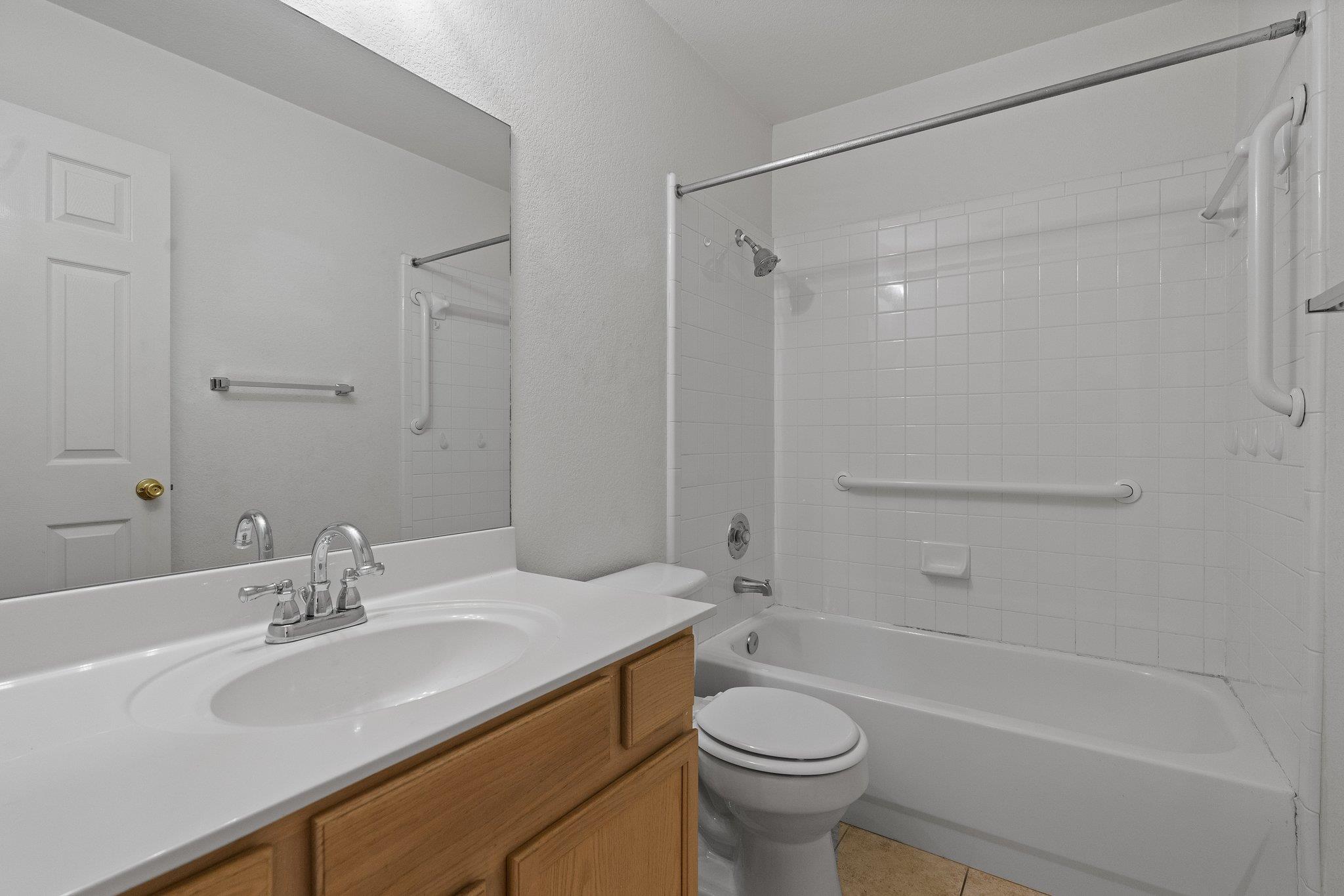 2100 Desco Dr, Austin, TX 78748