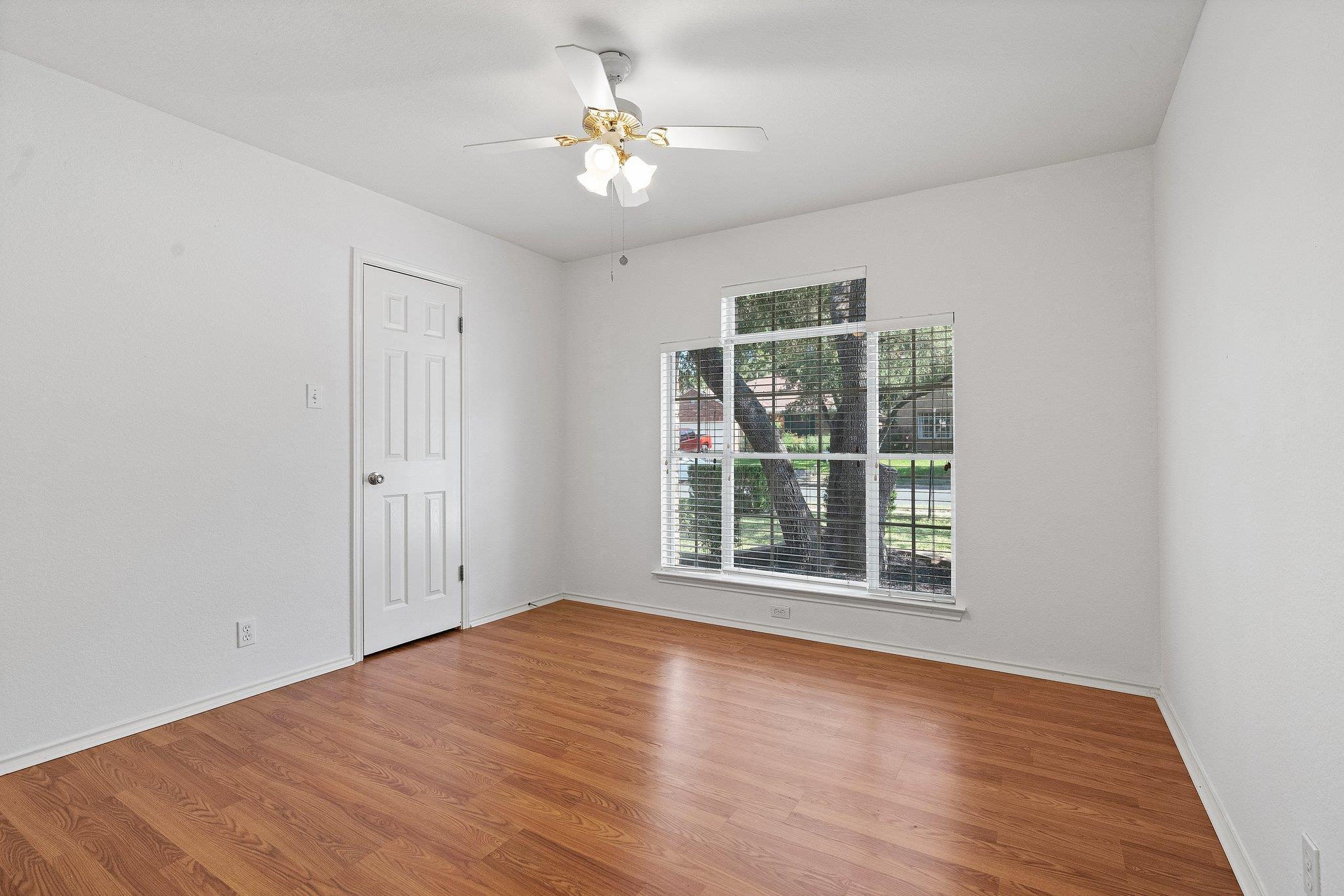2100 Desco Dr, Austin, TX 78748
