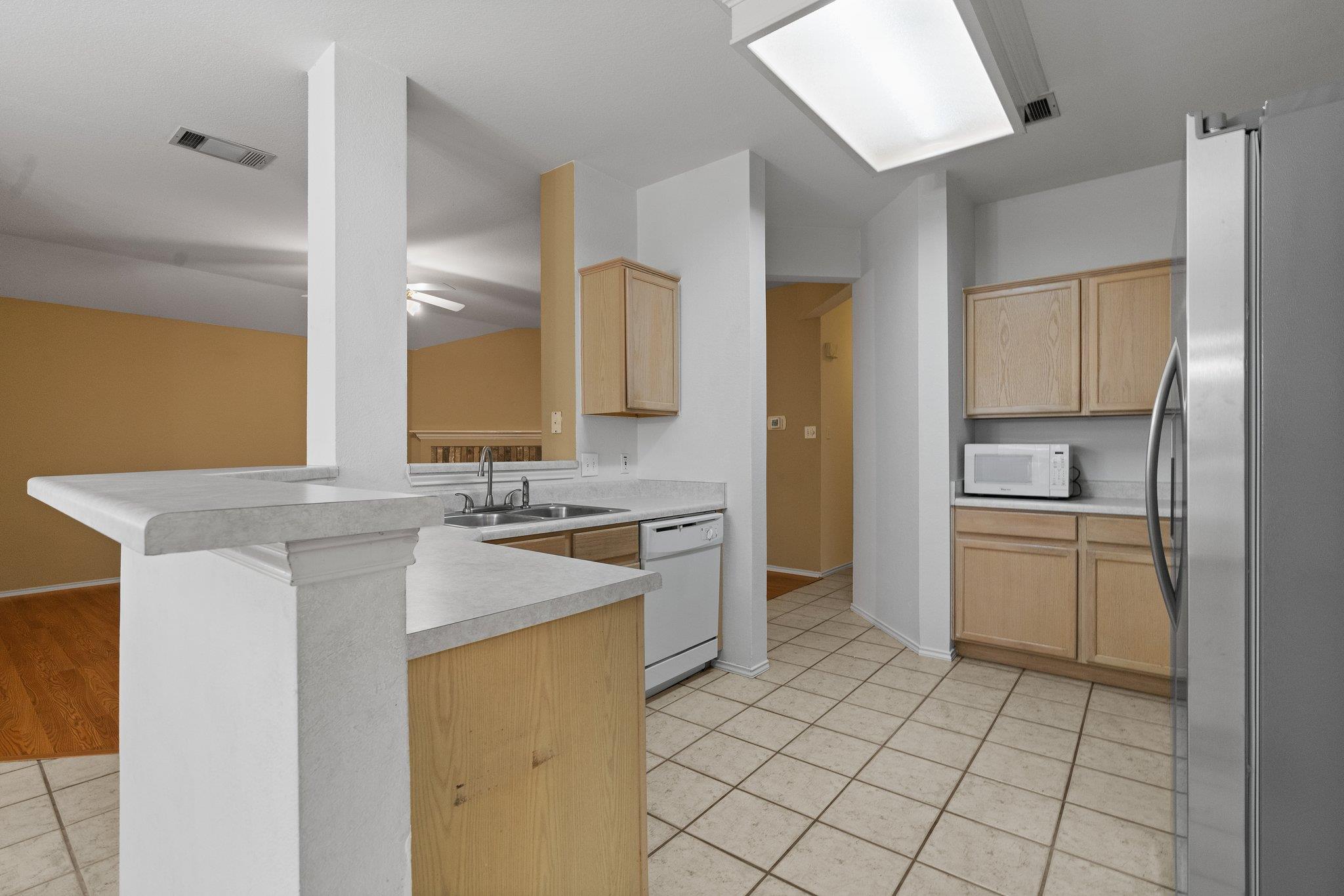 2100 Desco Dr, Austin, TX 78748