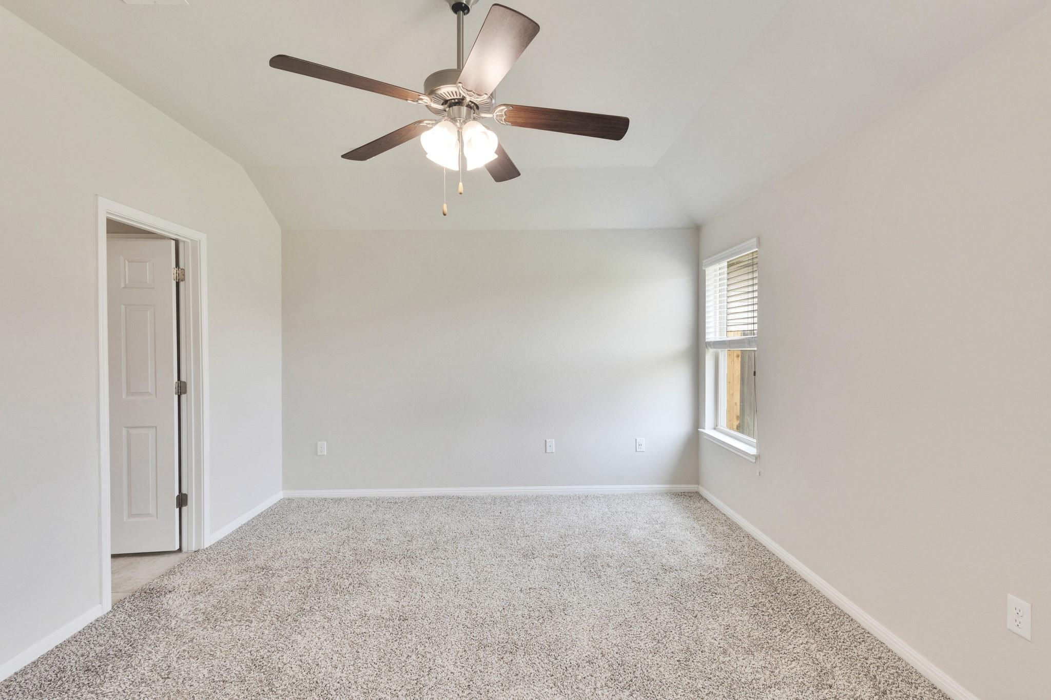 145 Pine Island Ln, Leander, TX 78641