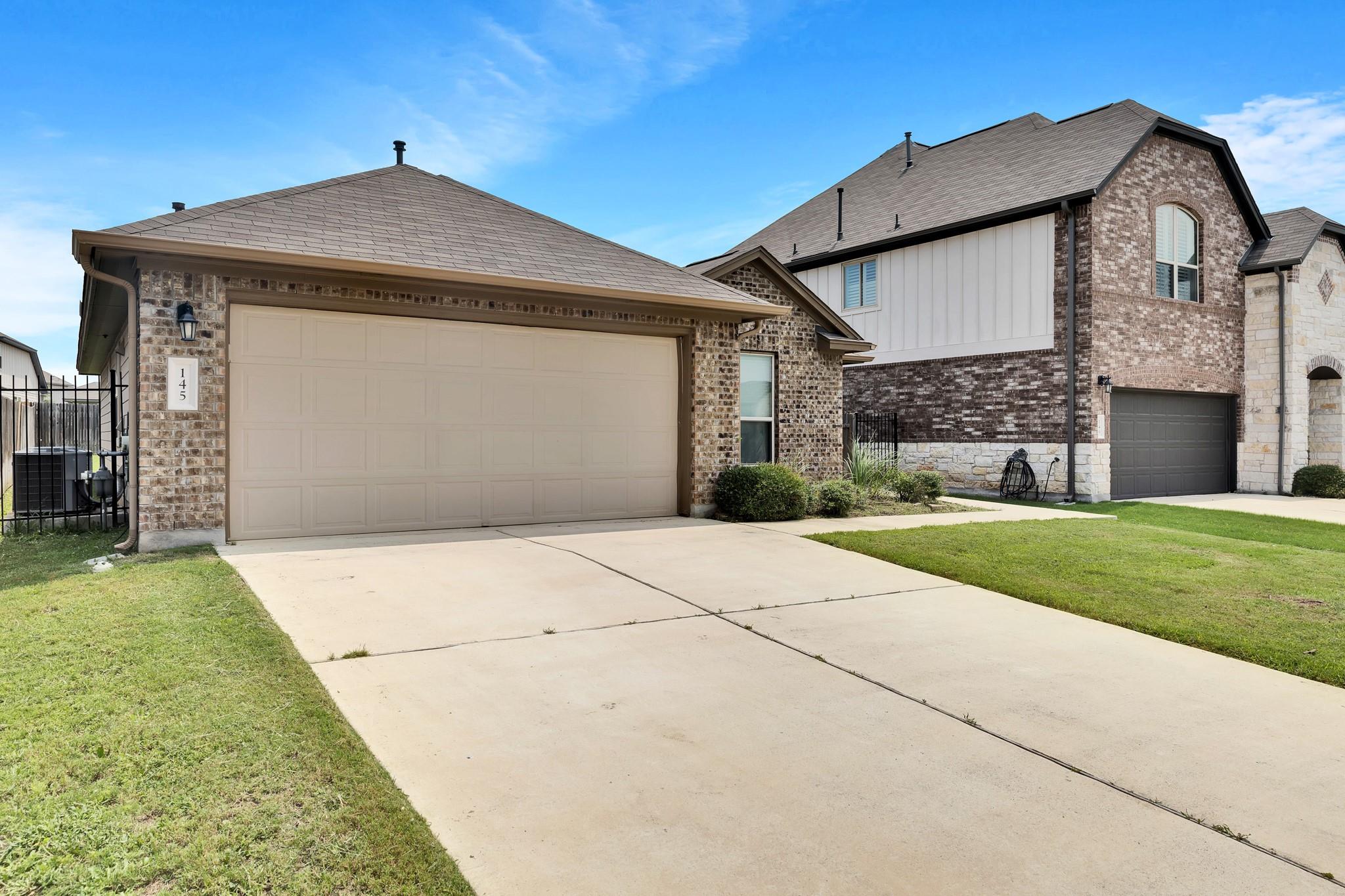 145 Pine Island Ln, Leander, TX 78641