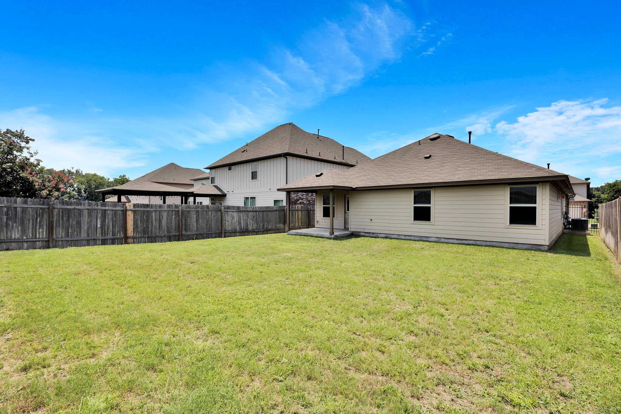 145 Pine Island Ln, Leander, TX 78641