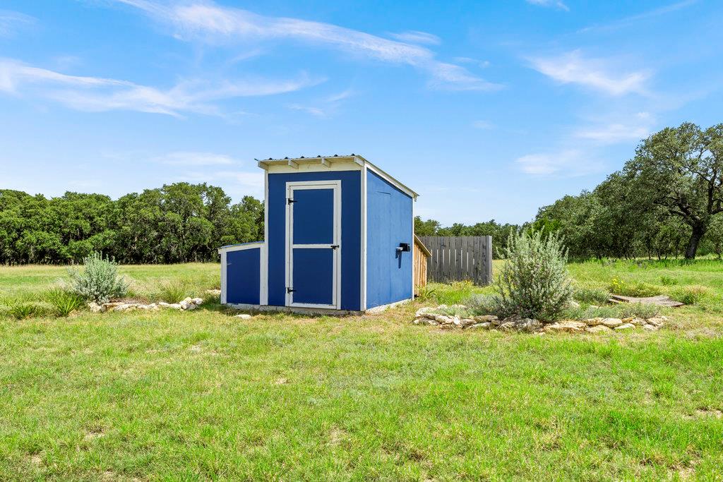 639 Blackbuck Ridge Dr, Lampasas, TX 76550