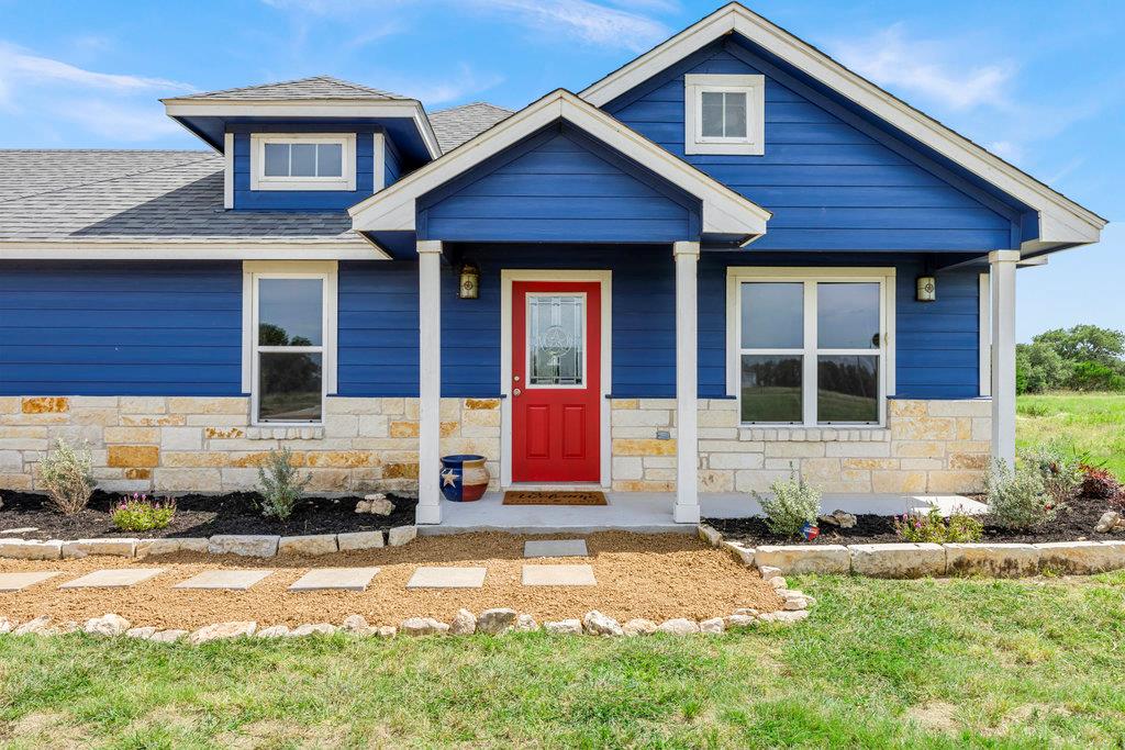 639 Blackbuck Ridge Dr, Lampasas, TX 76550