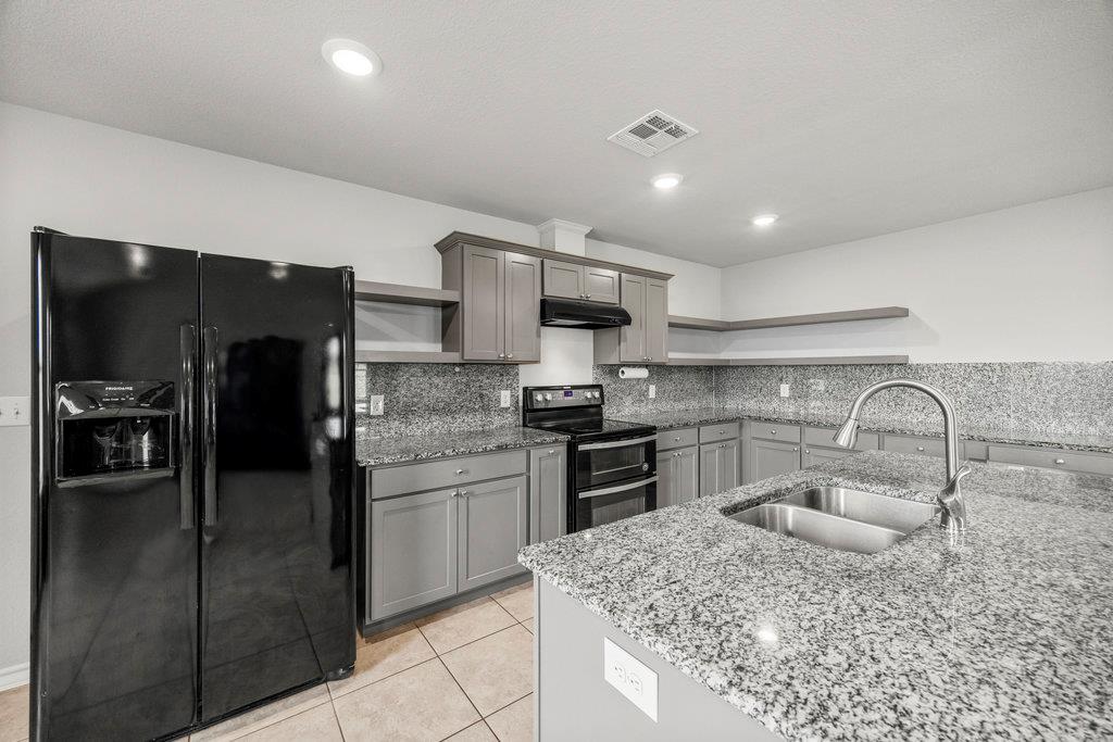 639 Blackbuck Ridge Dr, Lampasas, TX 76550