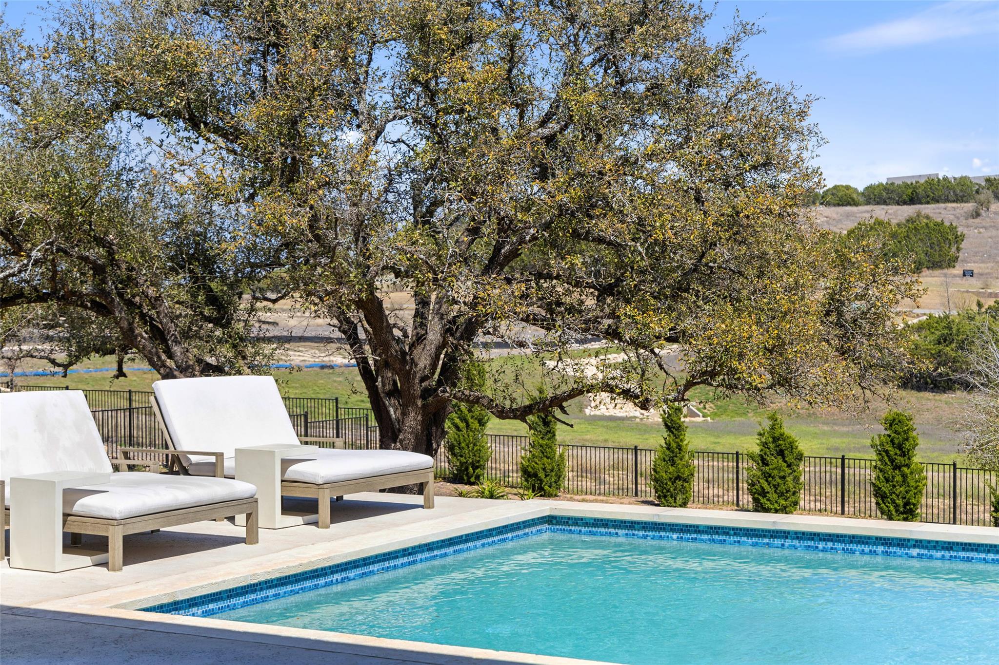 5805 Twin Peaks Trce, Austin, TX 78738