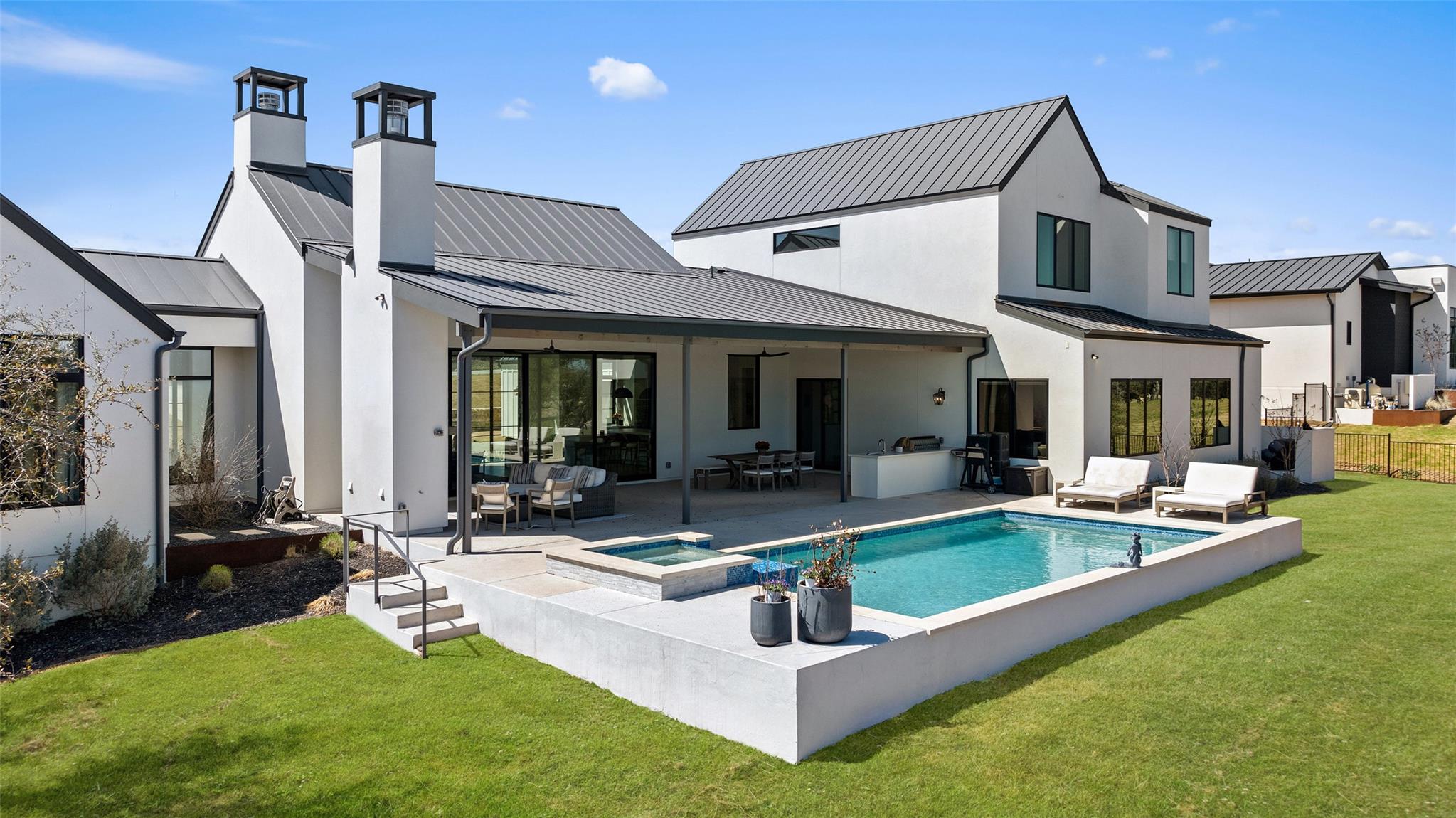 5805 Twin Peaks Trce, Austin, TX 78738