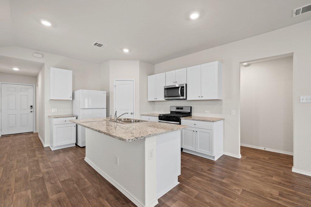 2878 Wolfcreek, New Braunfels, TX 78130