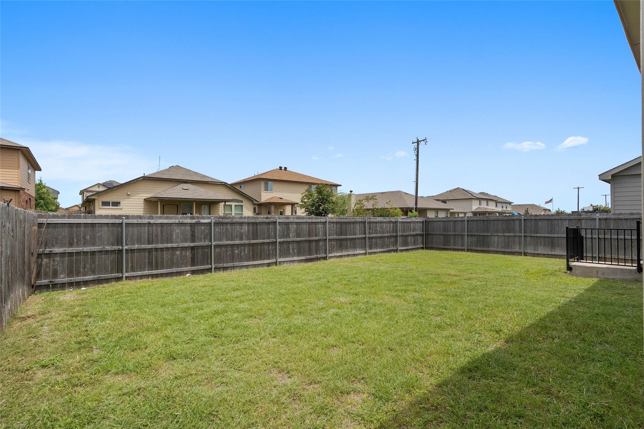 433 Druse Ln, Jarrell, TX 76537
