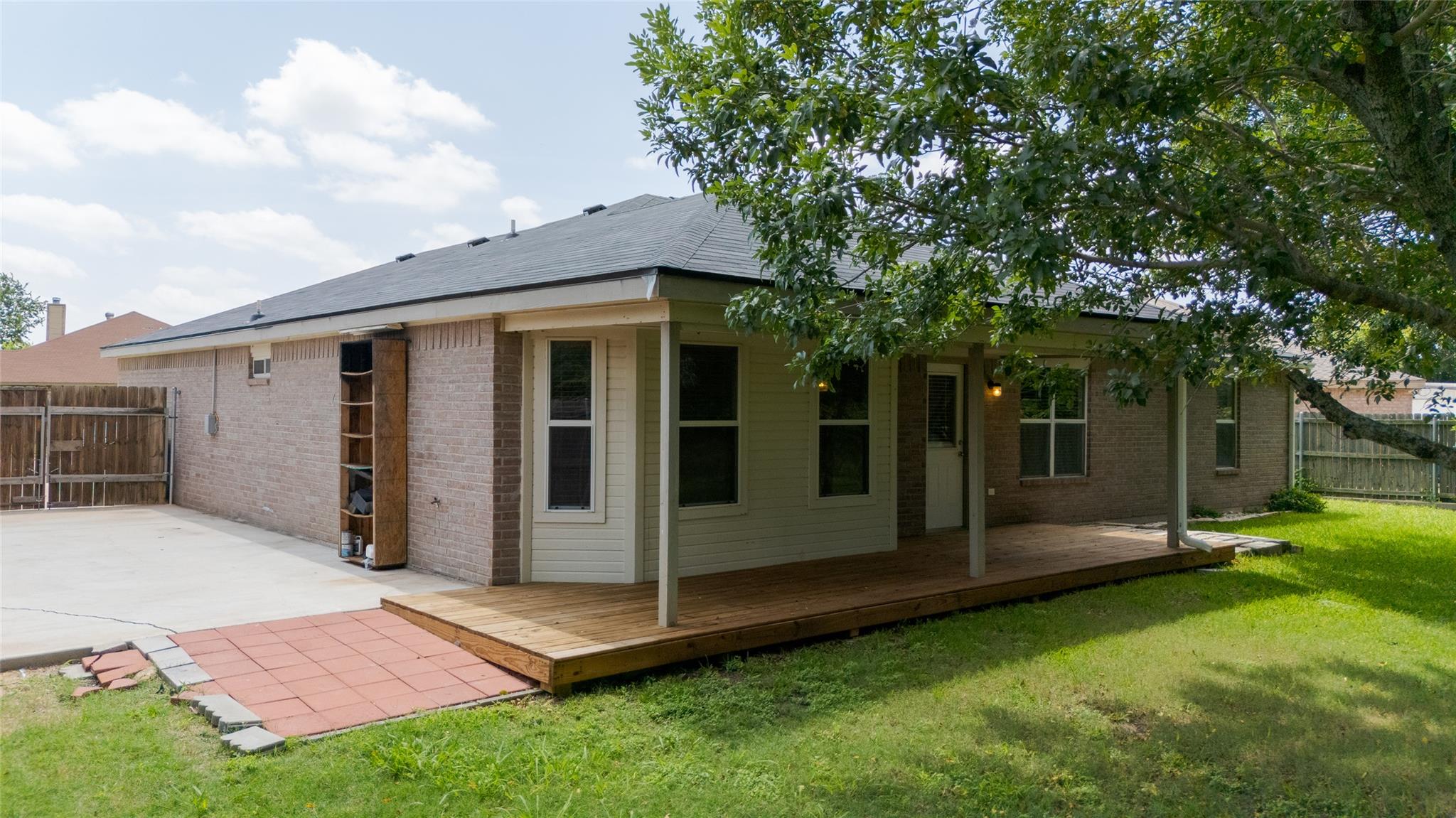 5909 Medina Dr, Killeen, TX 76542