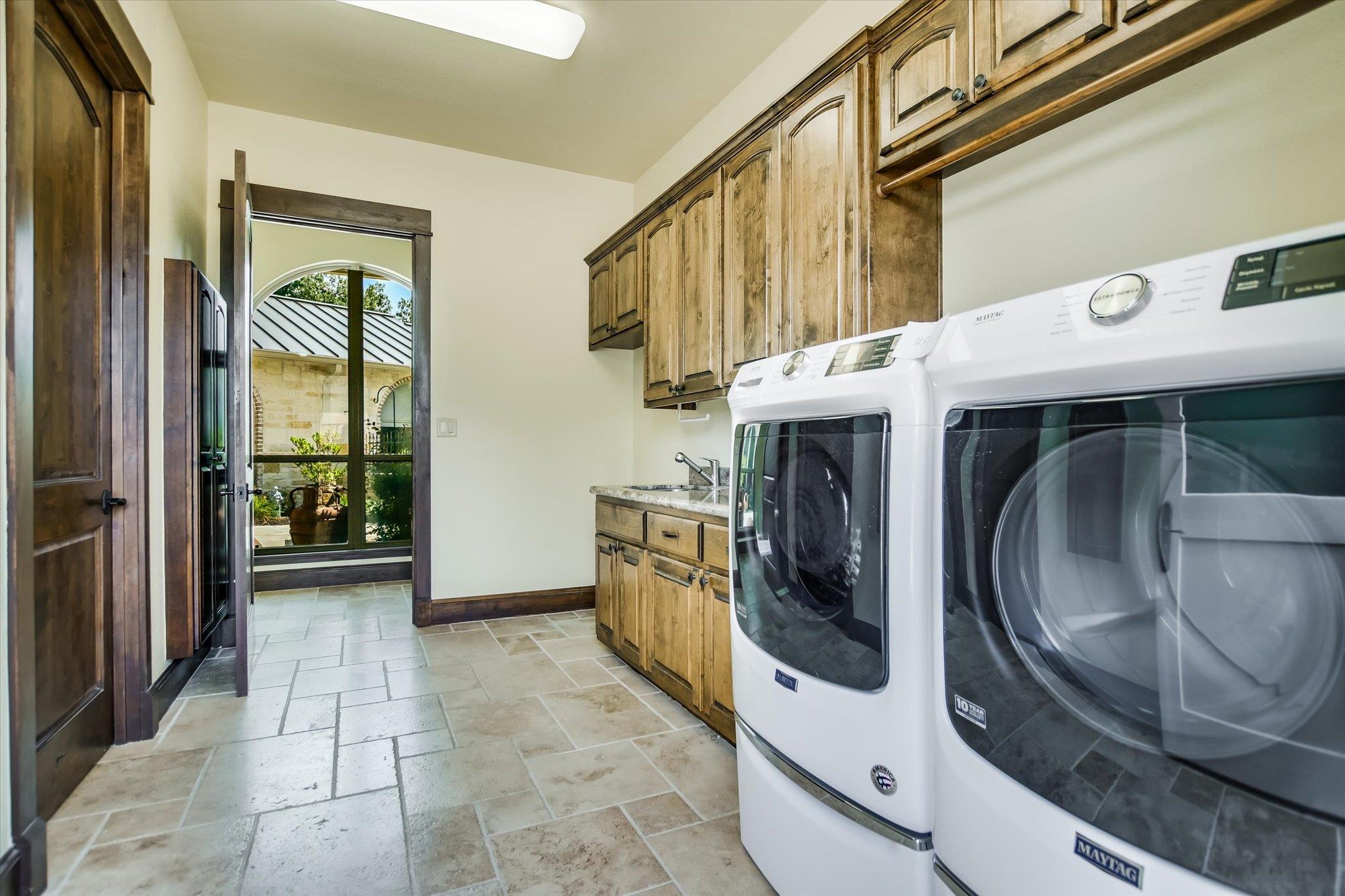 1608 Golden Nugget, Horseshoe Bay, TX 78657