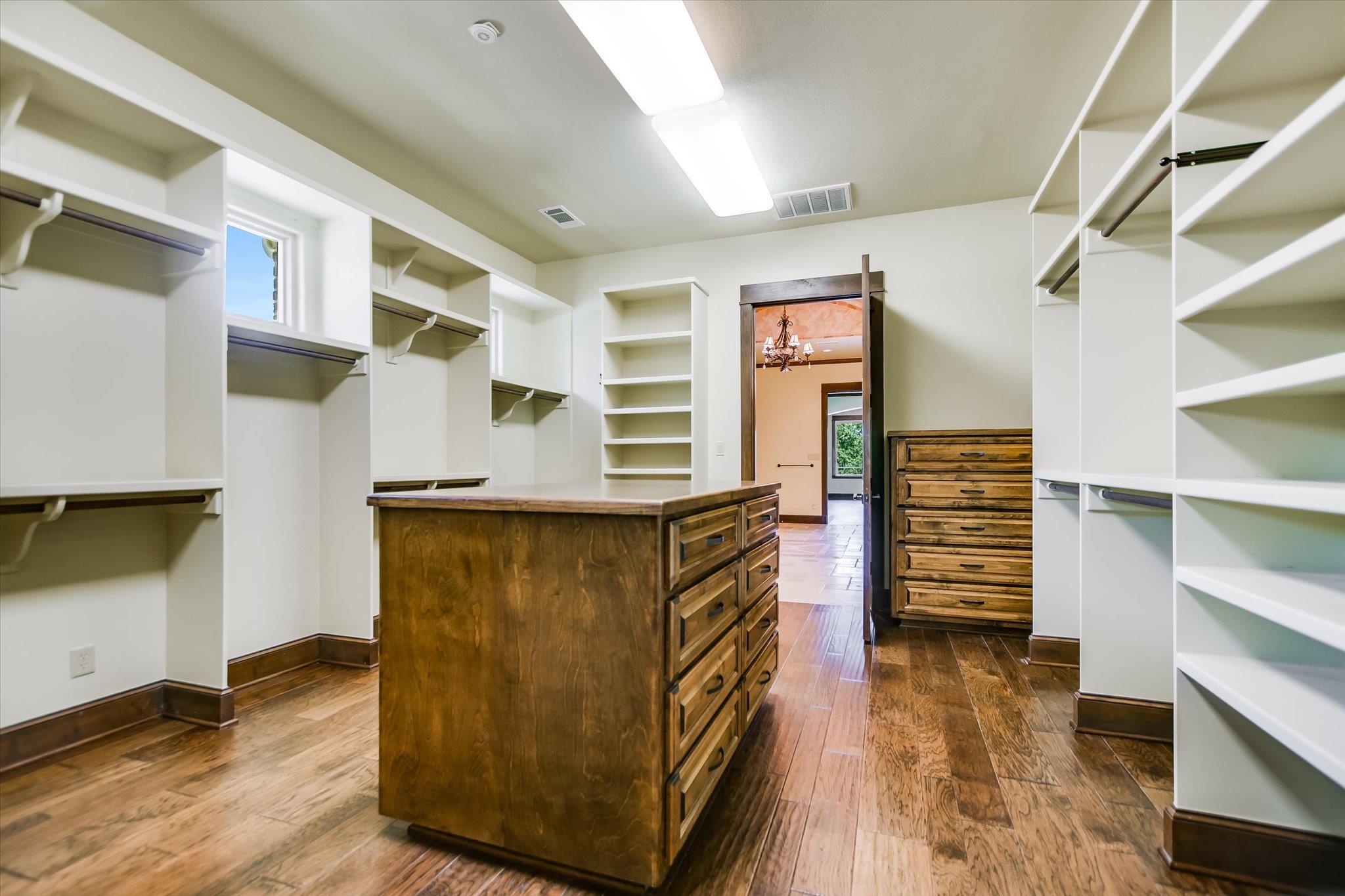 1608 Golden Nugget, Horseshoe Bay, TX 78657