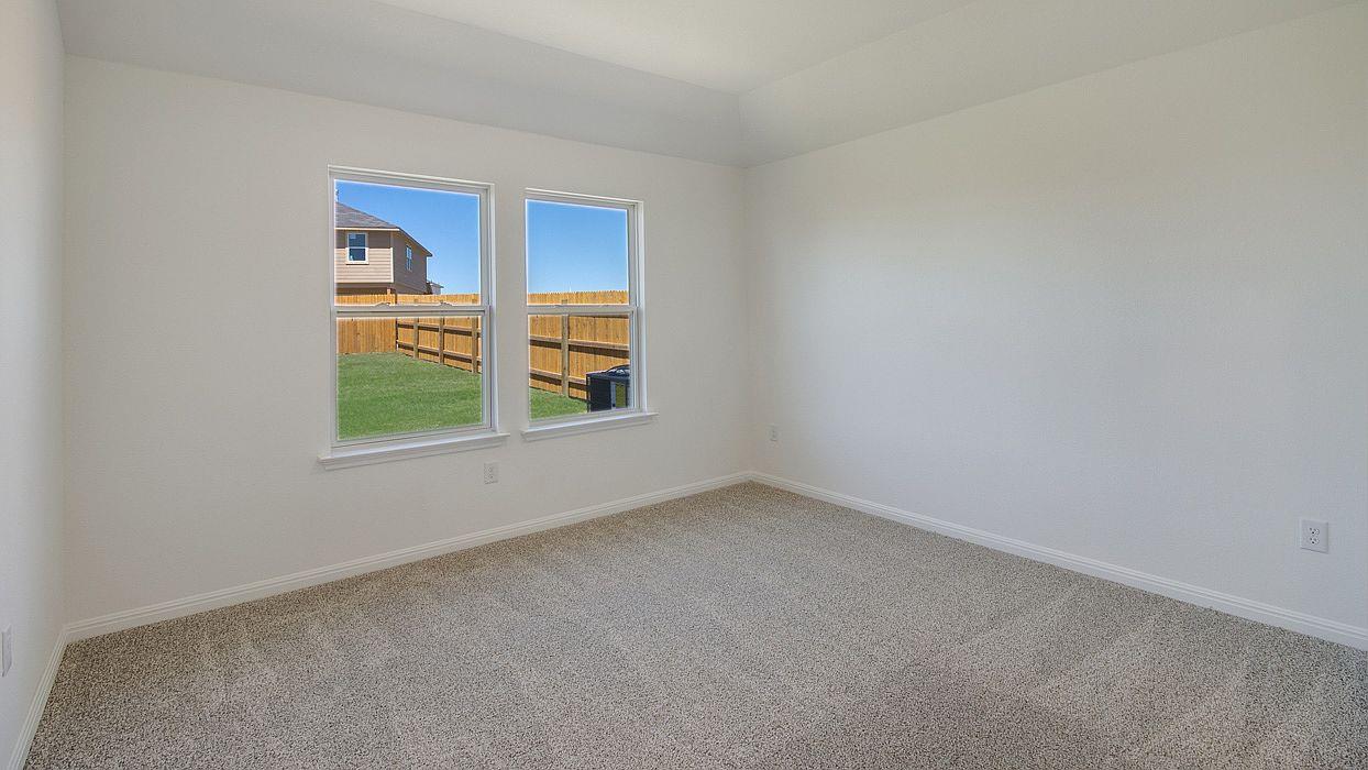 505 Lake Sweetwater Ln, Kyle, TX 78640