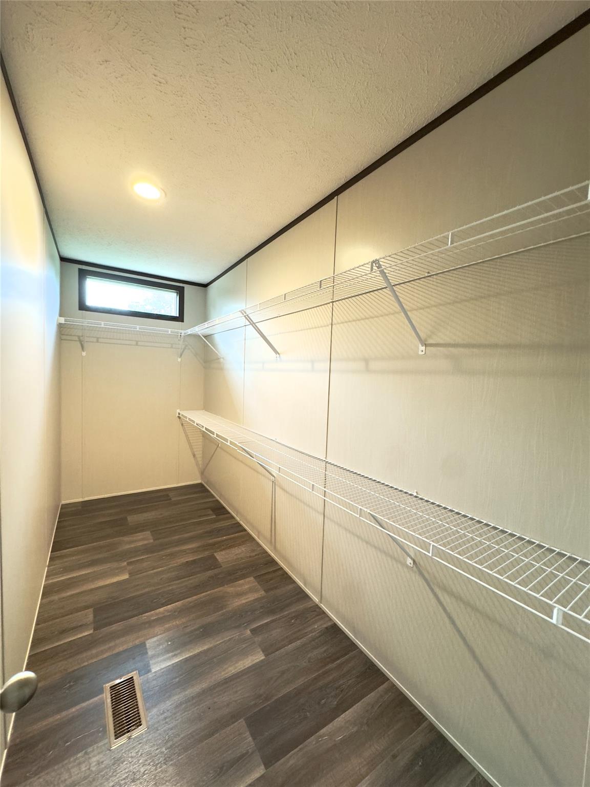 268 Flaming Oak Dr, Bastrop, TX 78602