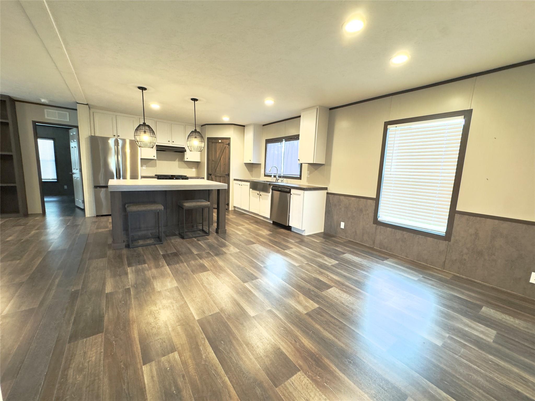 268 Flaming Oak Dr, Bastrop, TX 78602