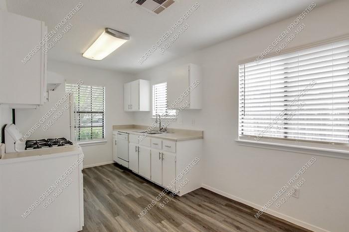 1303 Dominique Dr, Austin, TX 78753