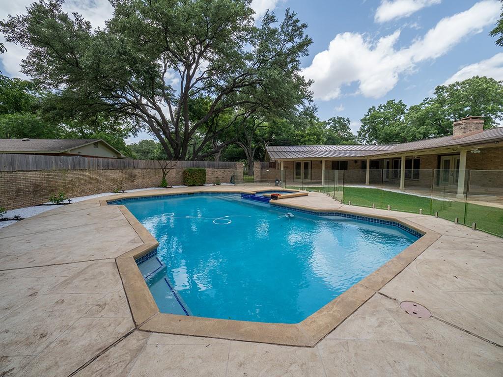 11905 Mustang Chase, Austin, TX 78727
