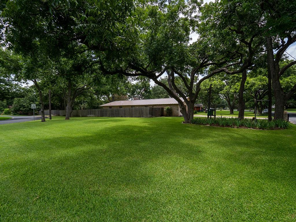 11905 Mustang Chase, Austin, TX 78727