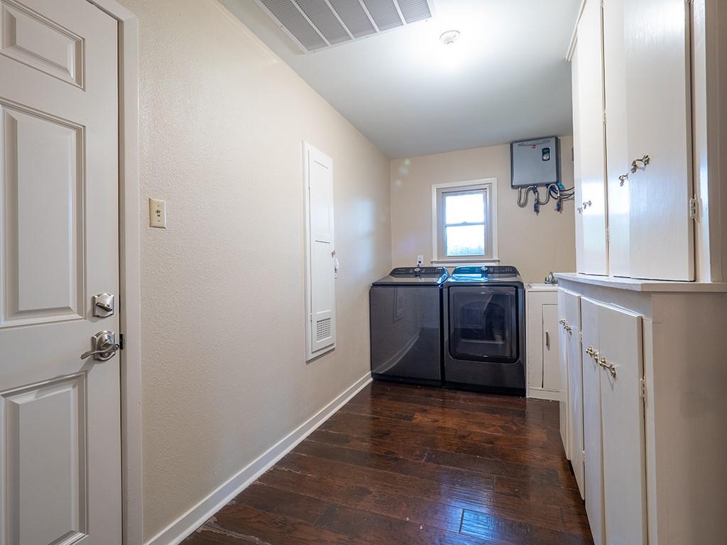 11905 Mustang Chase, Austin, TX 78727