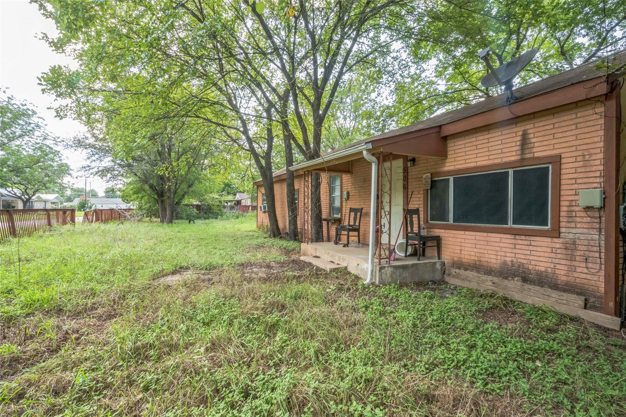 506 Hickory St, Bastrop, TX 78602