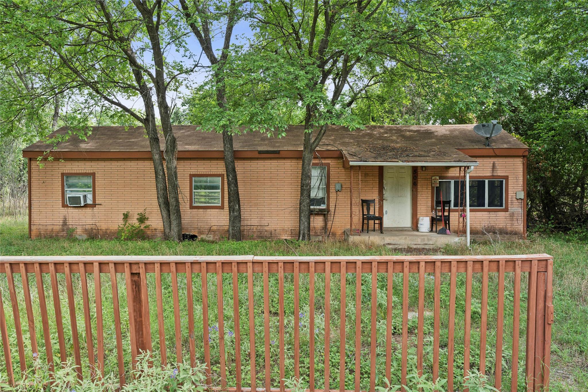506 Hickory St, Bastrop, TX 78602