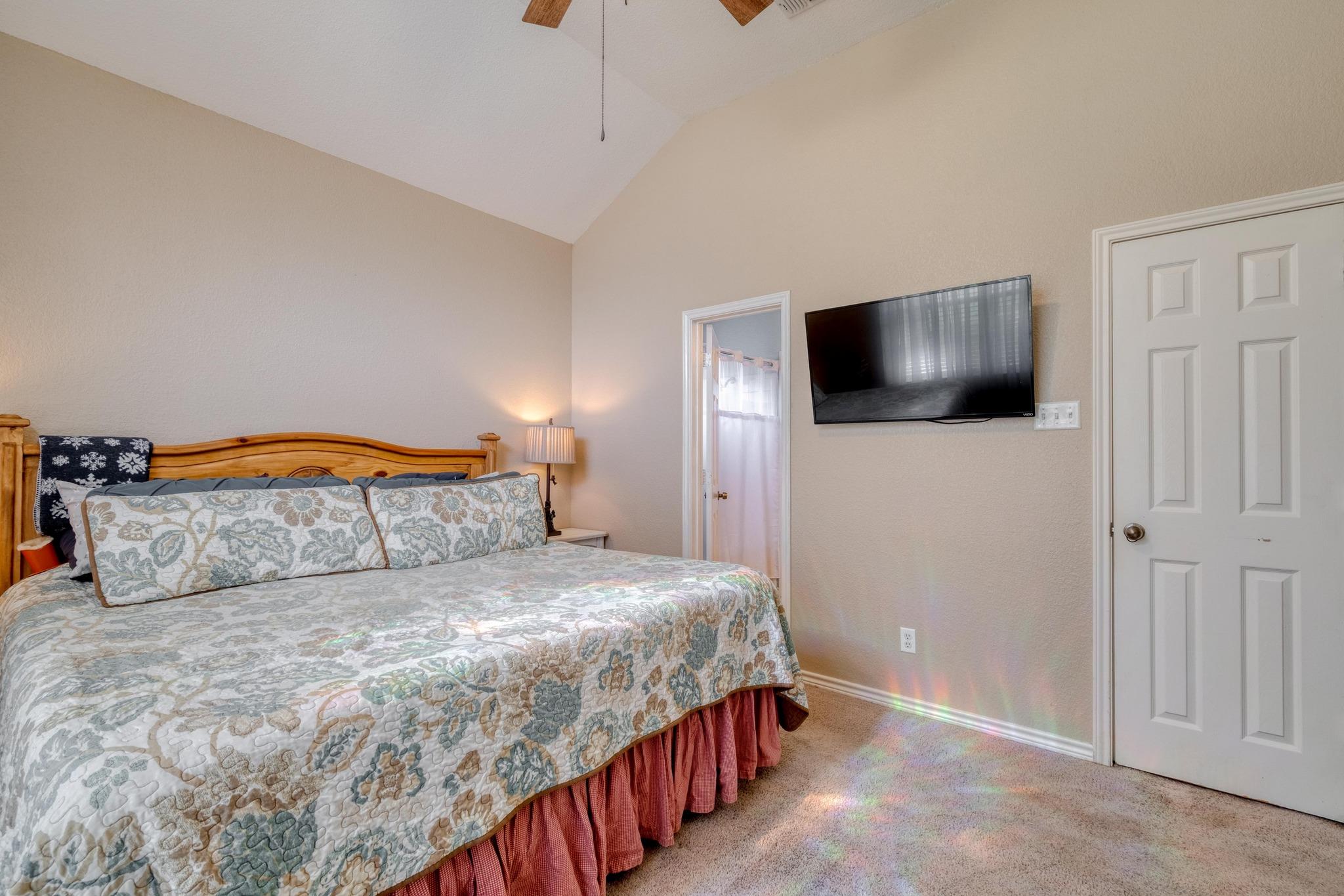 304 Lydia Ln, Thrall, TX 76578