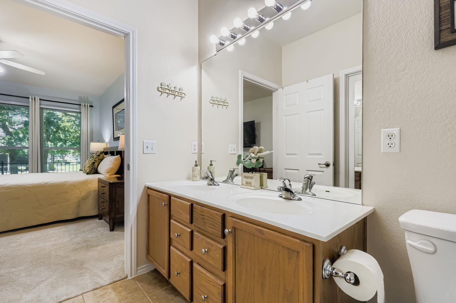 117 Essex Ln, Georgetown, TX 78633