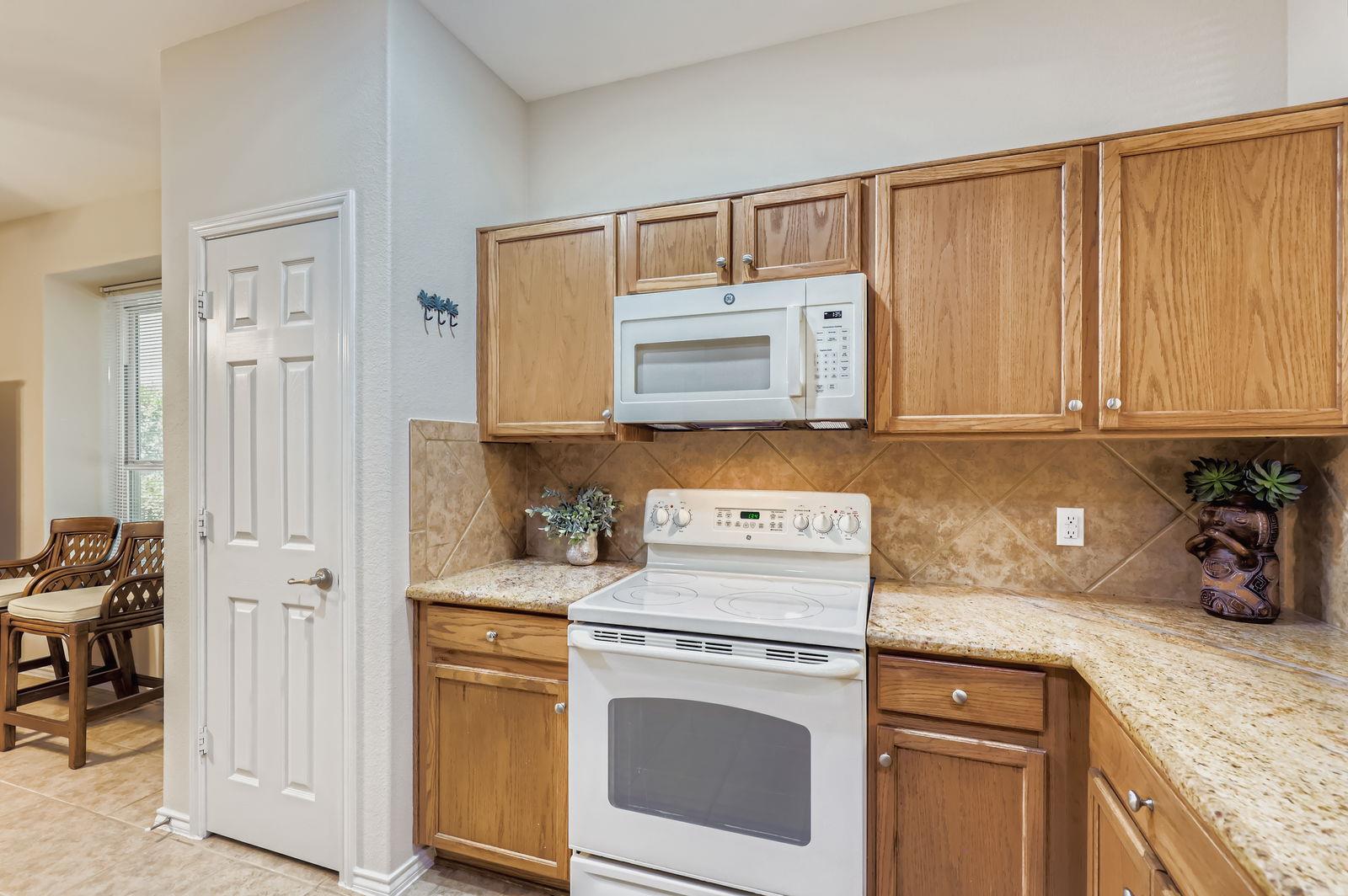 117 Essex Ln, Georgetown, TX 78633