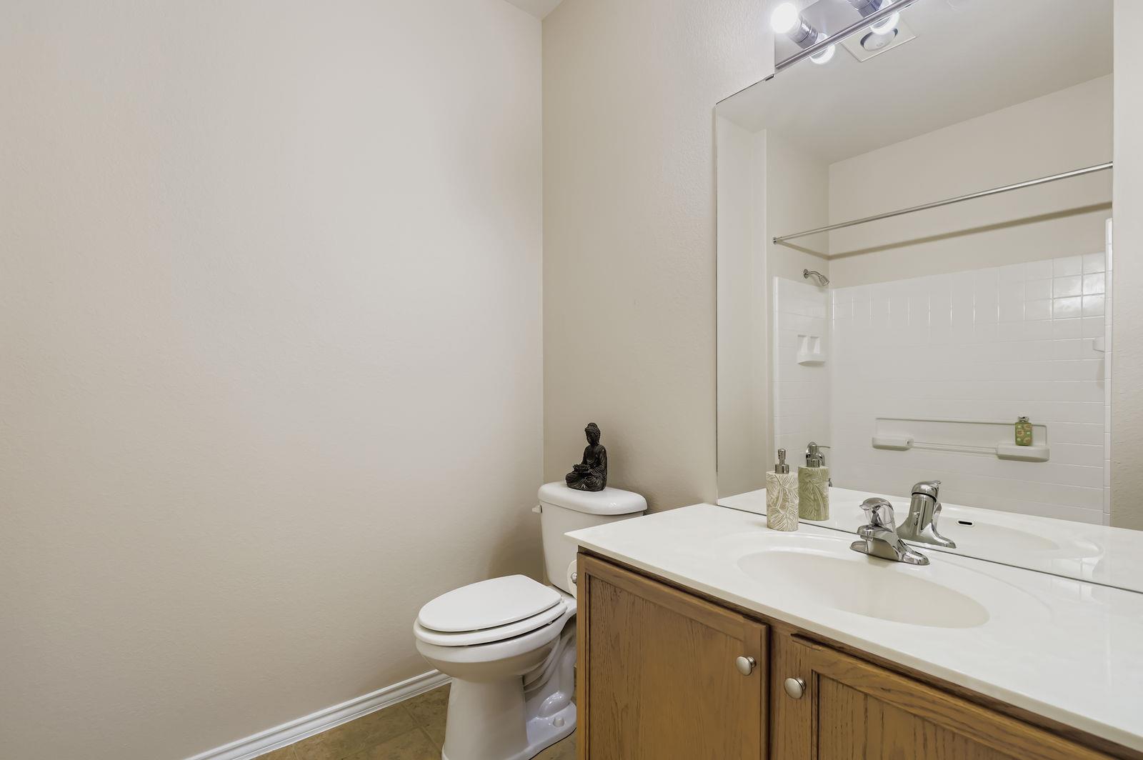 117 Essex Ln, Georgetown, TX 78633