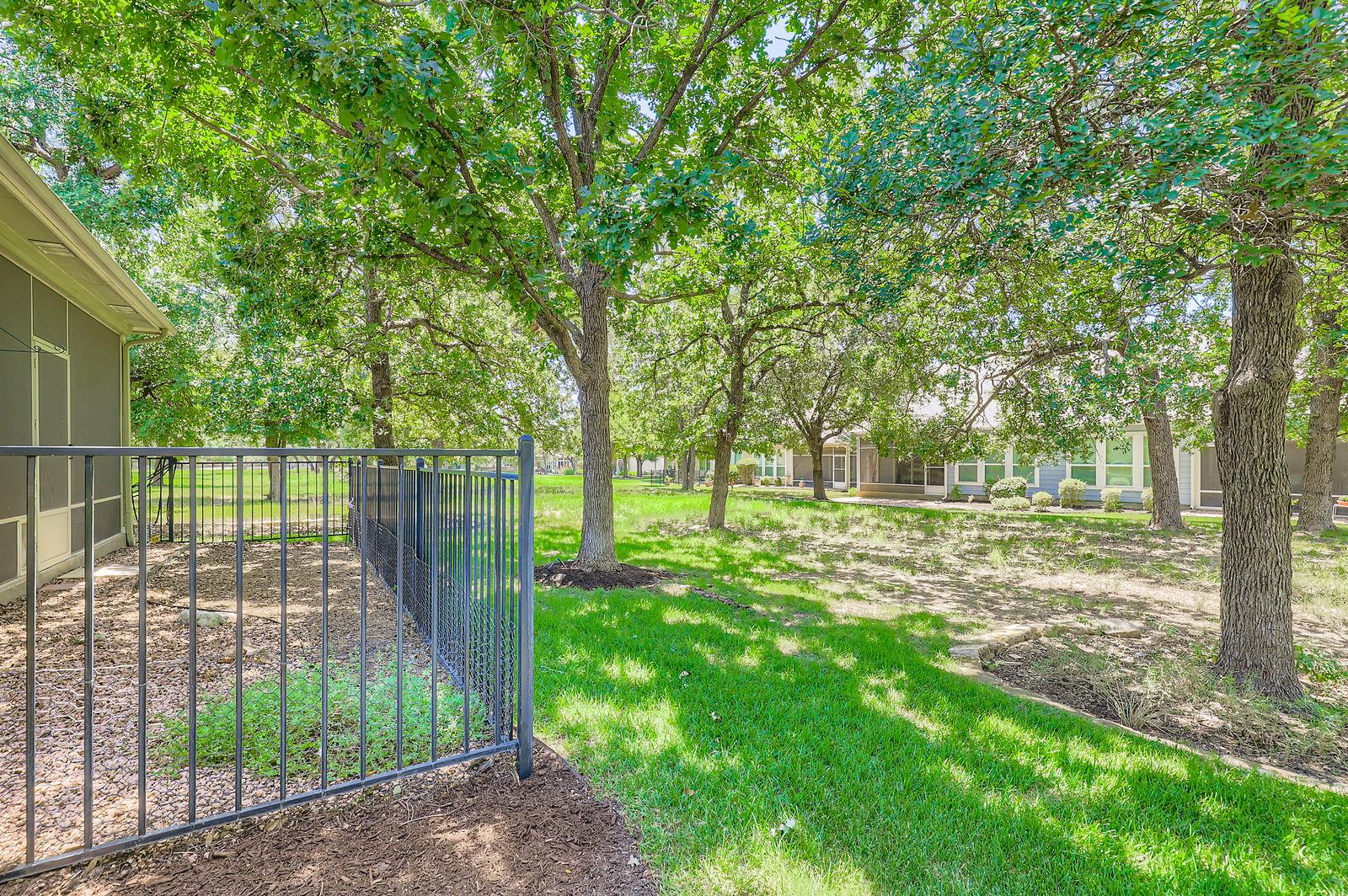 117 Essex Ln, Georgetown, TX 78633