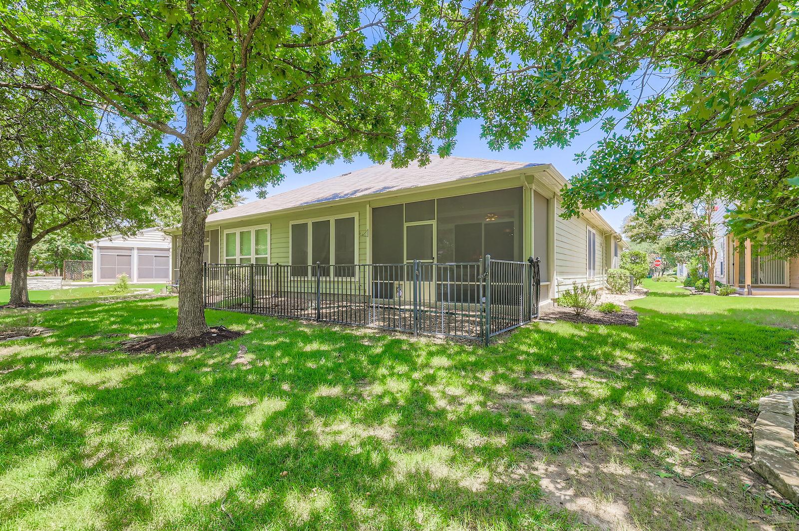 117 Essex Ln, Georgetown, TX 78633