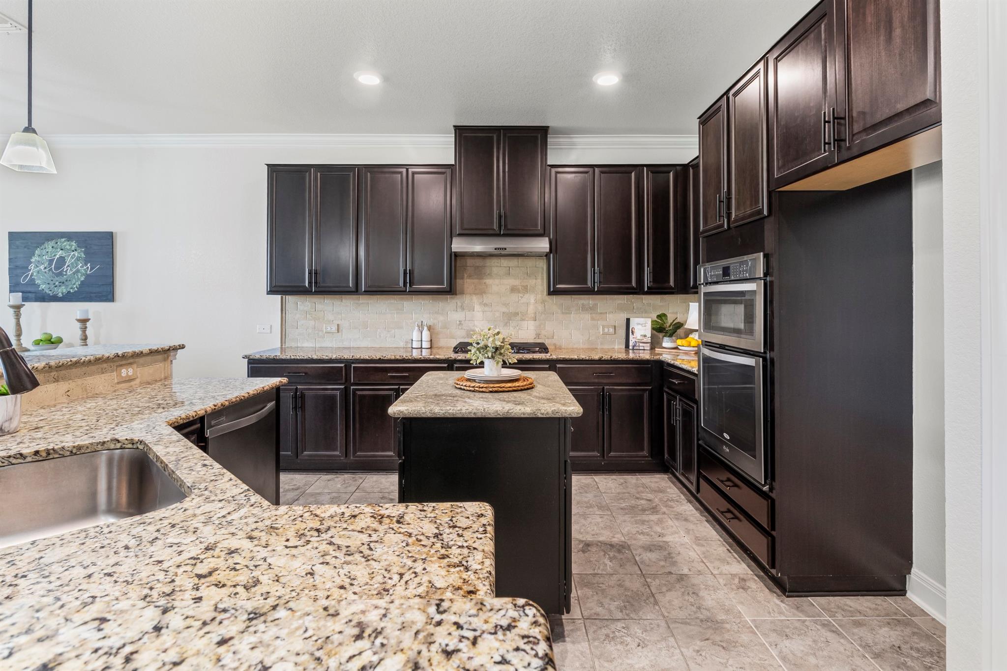 1637 Bovina Dr, Leander, TX 78641