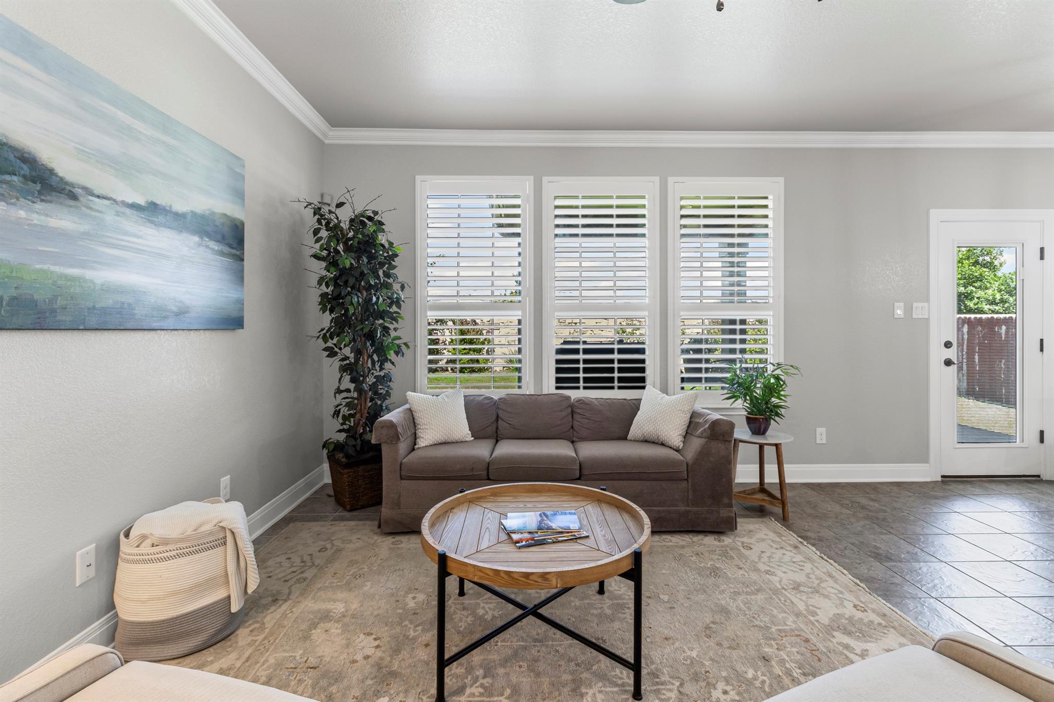 1637 Bovina Dr, Leander, TX 78641