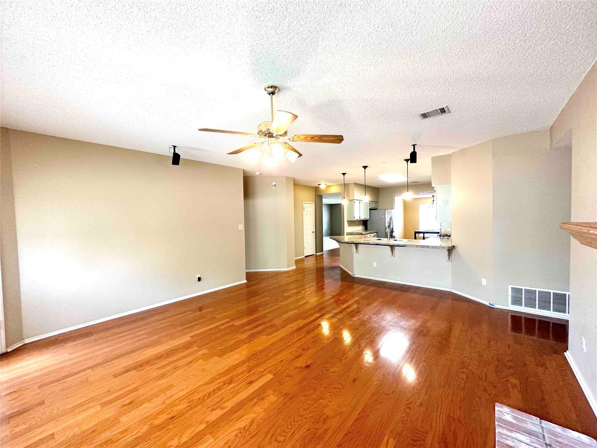 13225 Amasia Dr, Austin, TX 78729
