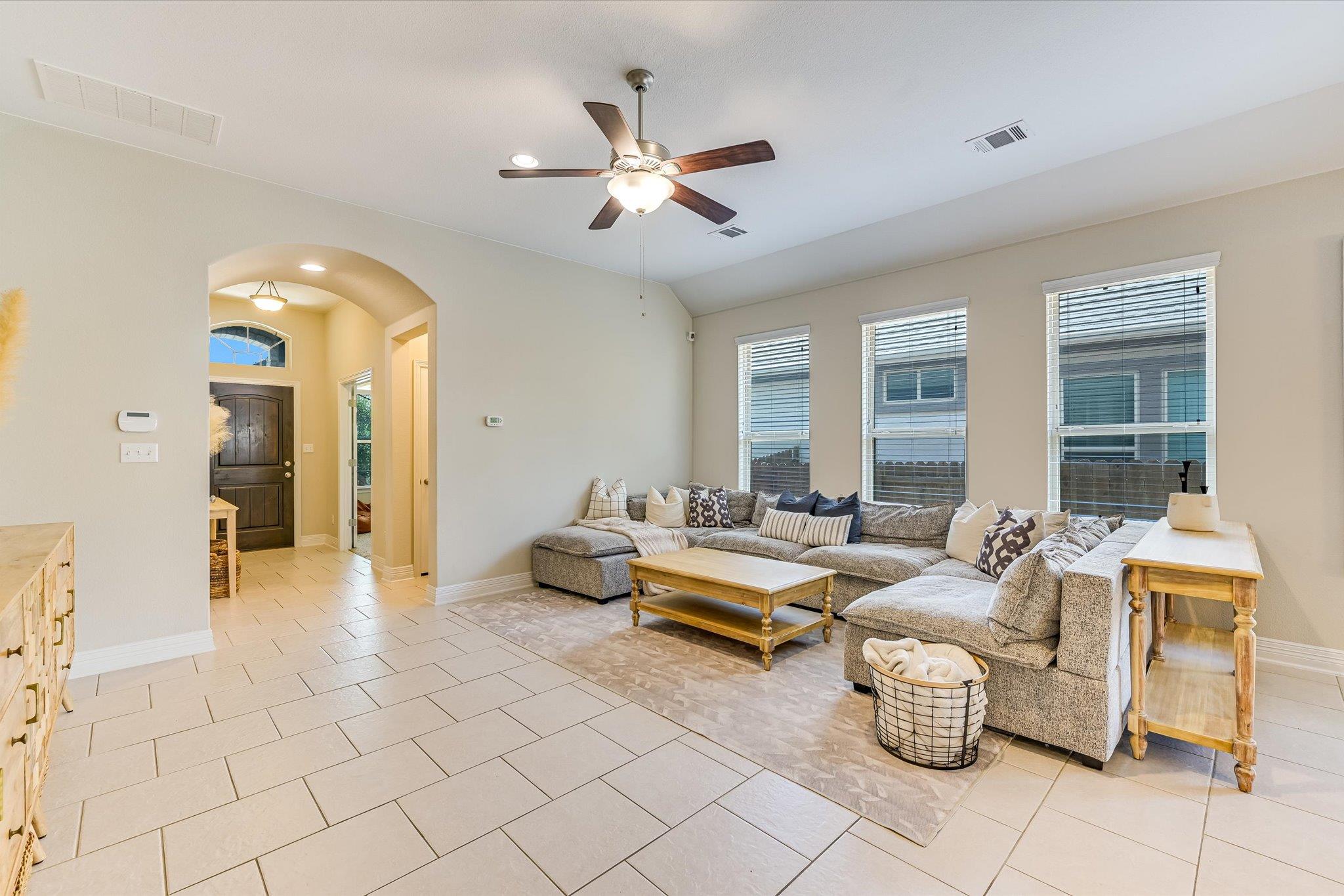 6221 Llano Stage Trl, Austin, TX 78738