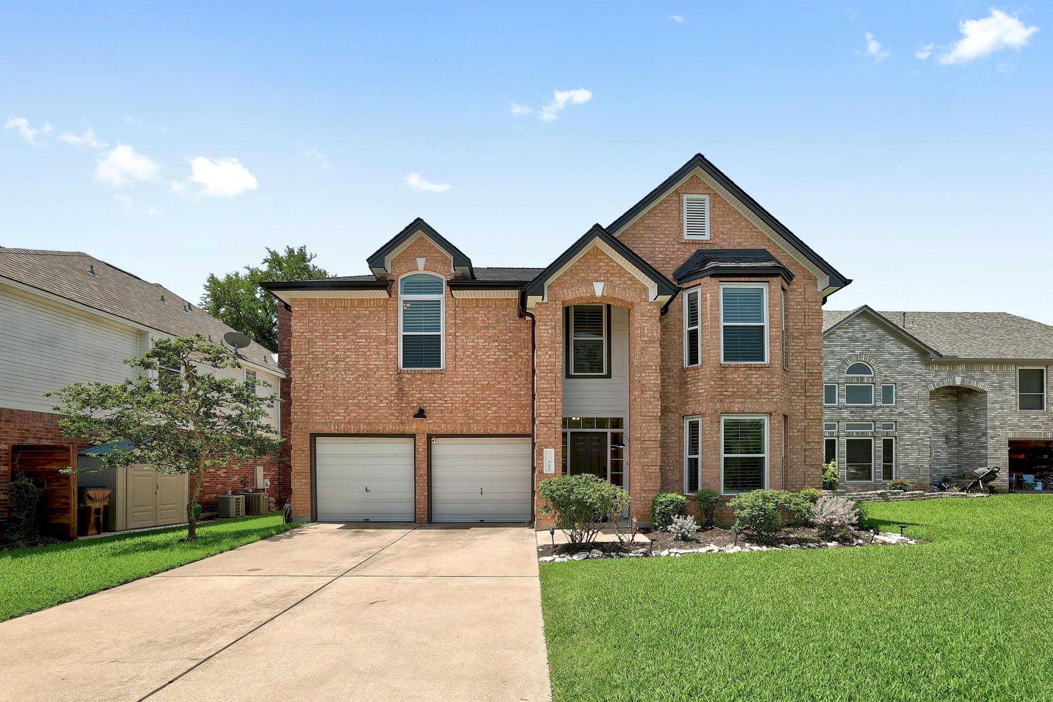 703 Ivy Ct, Round Rock, TX 78681