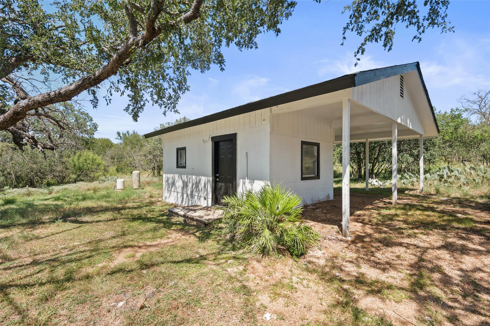 210 Highcrest Dr, Granite Shoals, TX 78654