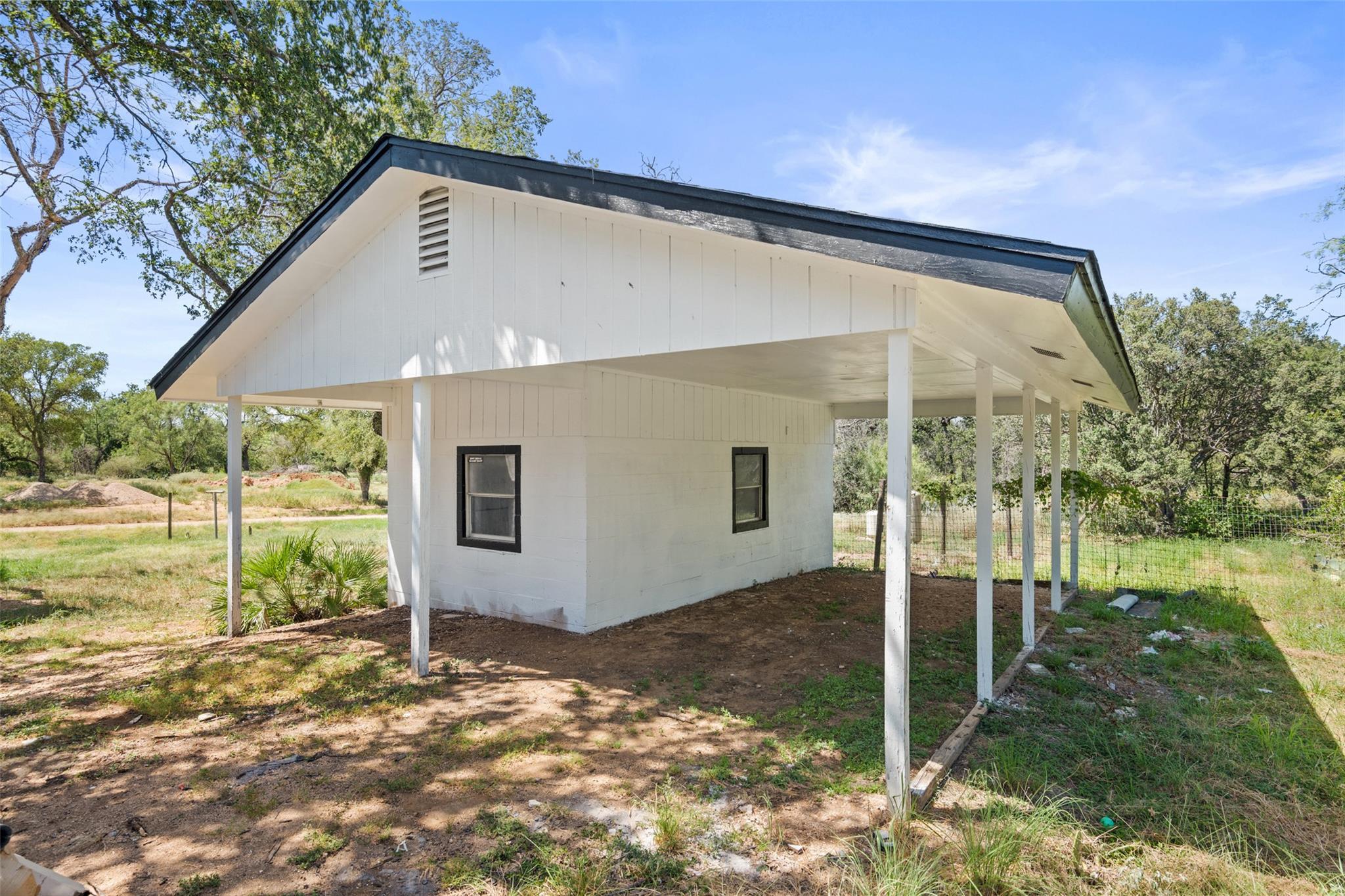 210 Highcrest Dr, Granite Shoals, TX 78654
