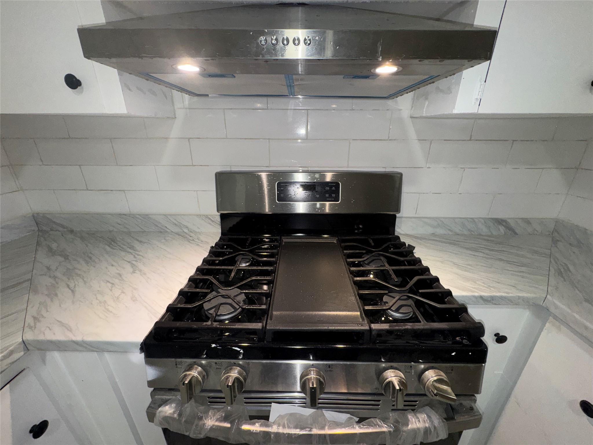 210 Highcrest Dr, Granite Shoals, TX 78654