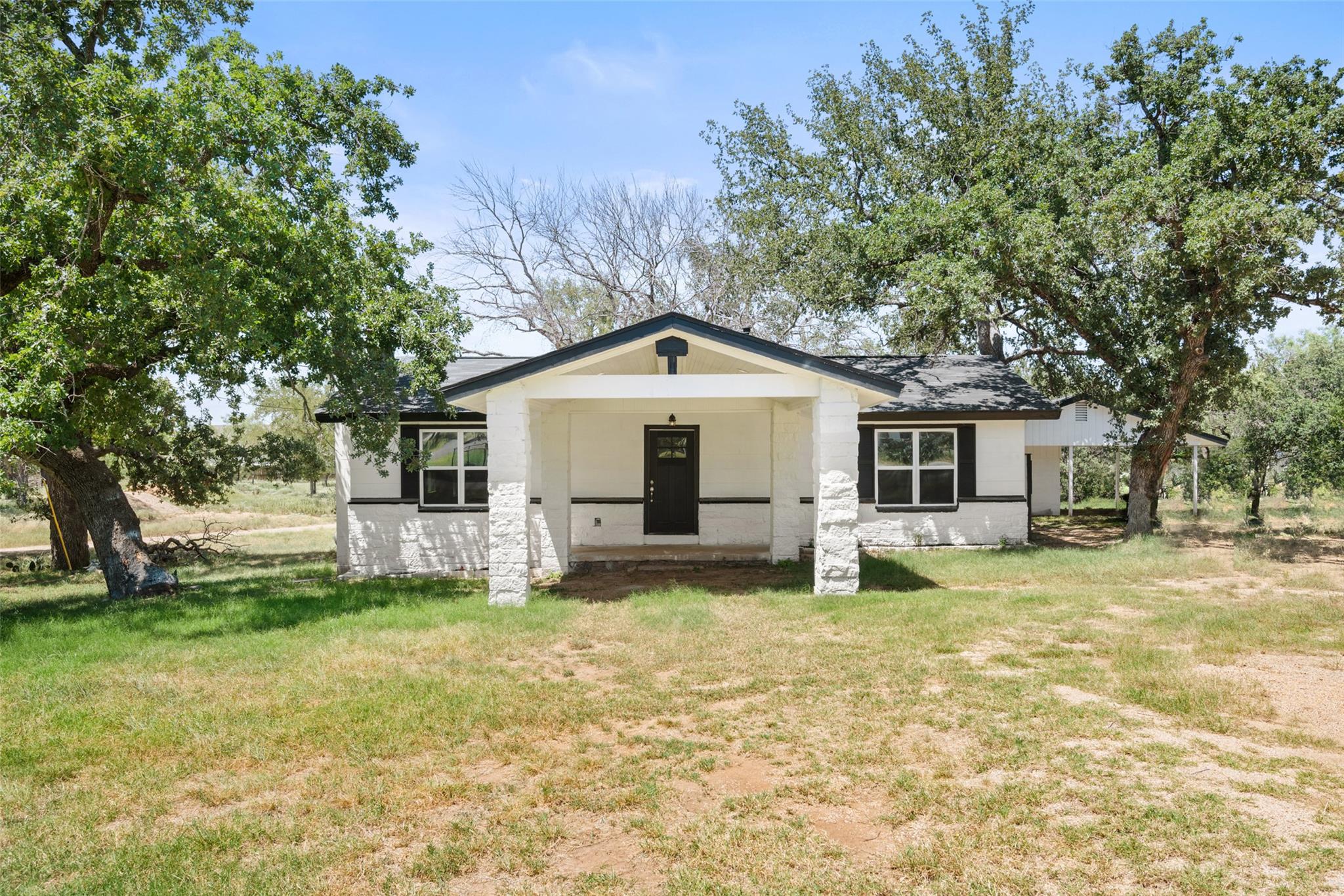 210 Highcrest Dr, Granite Shoals, TX 78654